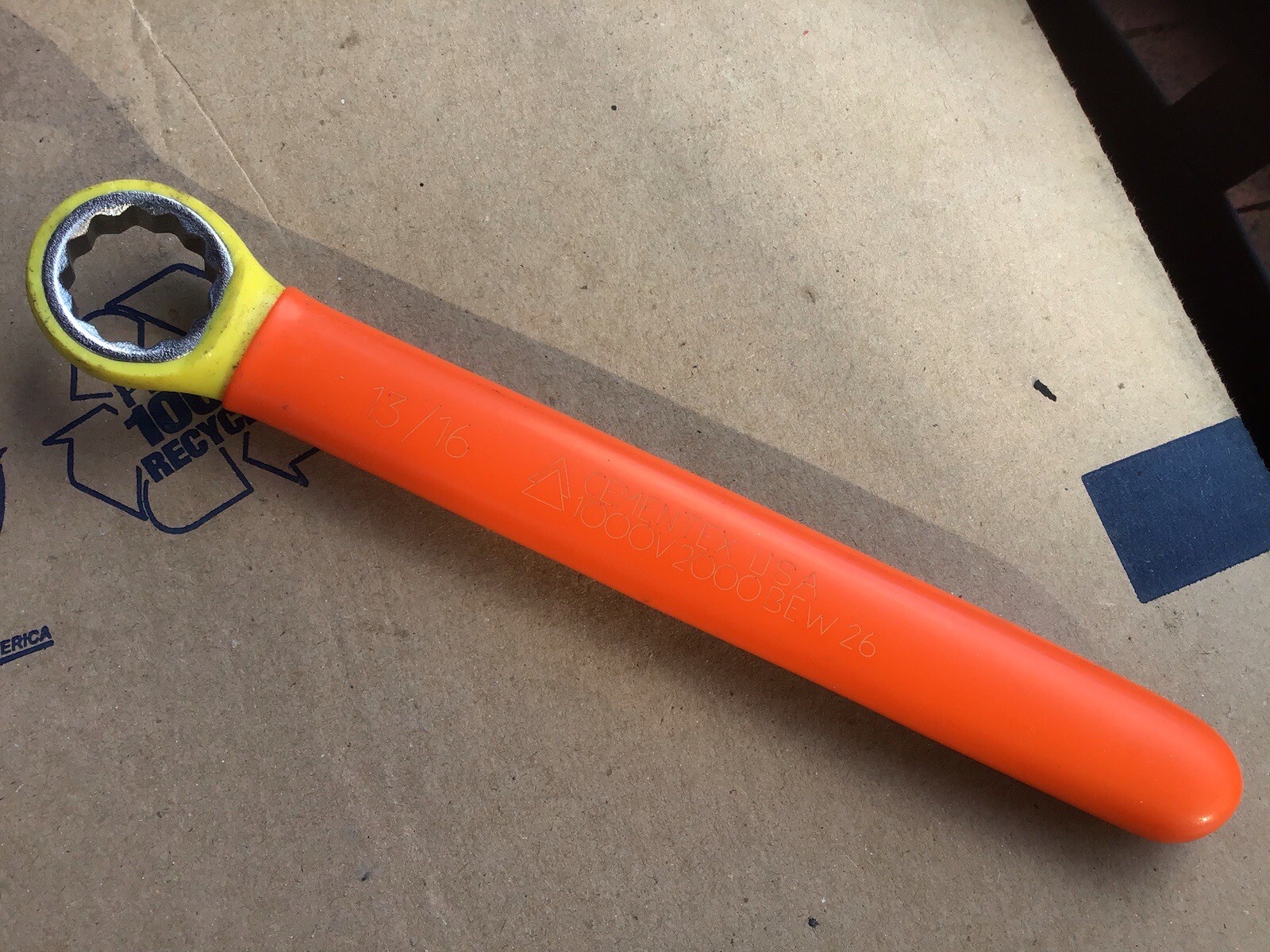 Cementex BEW-26 Insulated Box End Wrench 13/16" 1000V