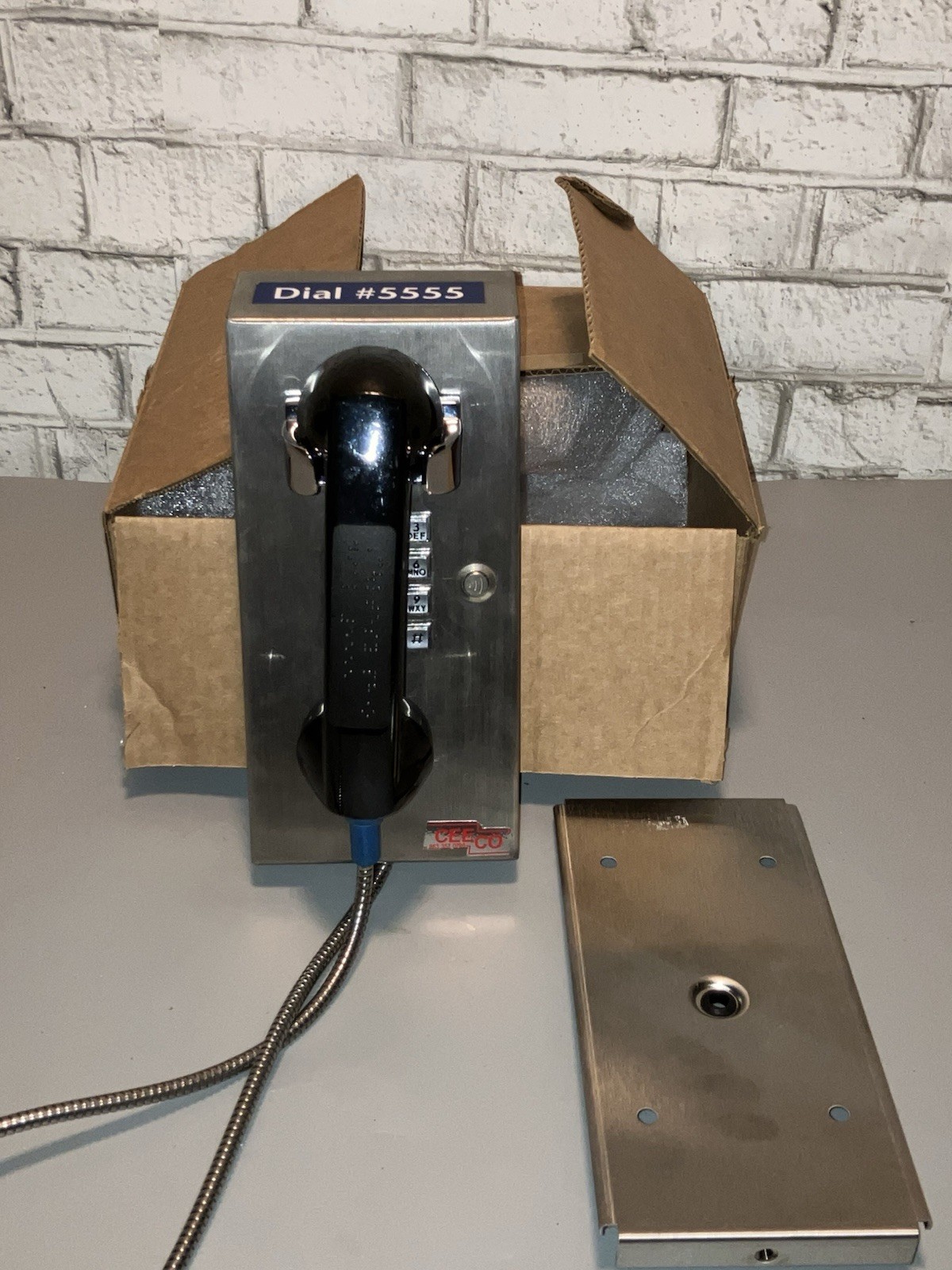 Ceeco SSW-321-Fr1 Stainless Steel Wall Mounted Airport Courtesy Phone