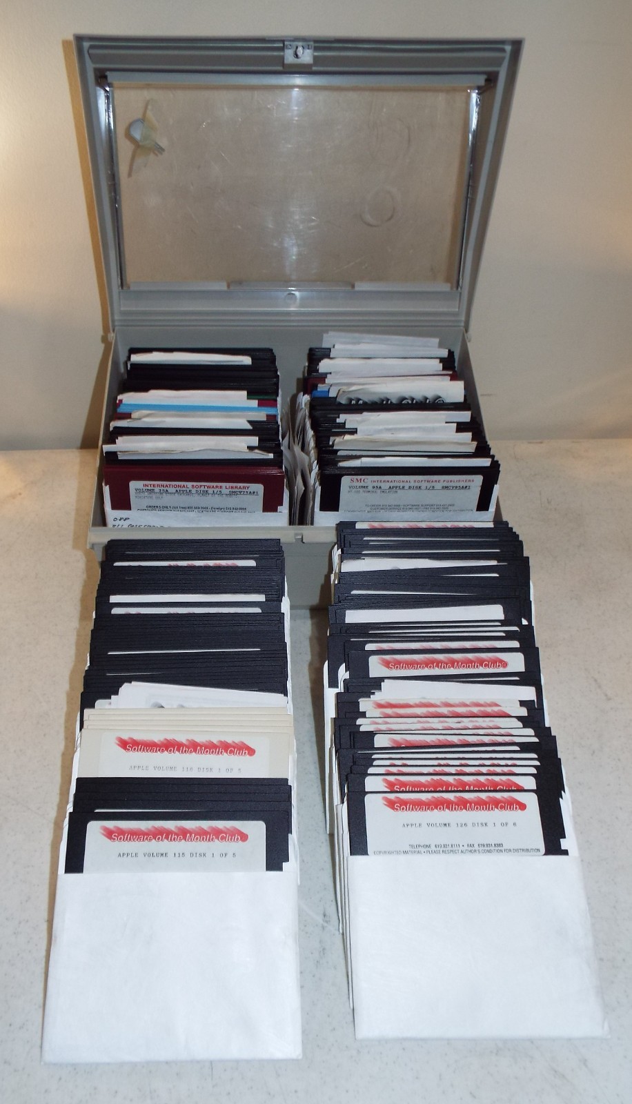 HUGE Vintage SMC Software of the Month Club Over 300 5 1/4 Disks w Info Sheets