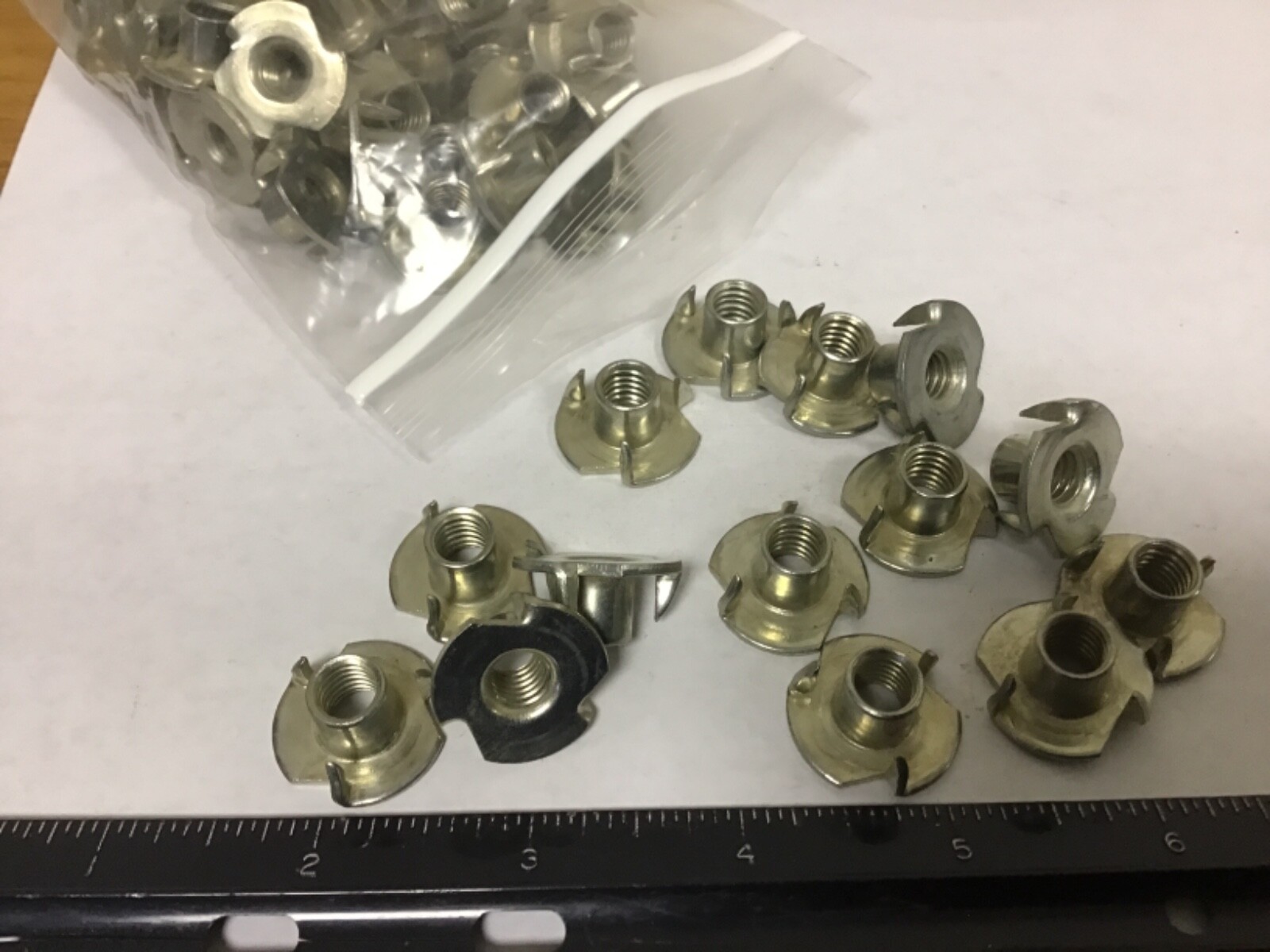 New Qty (50) 5/16-18 X 3/8" 3 Prong Zinc Plated Tee Nuts