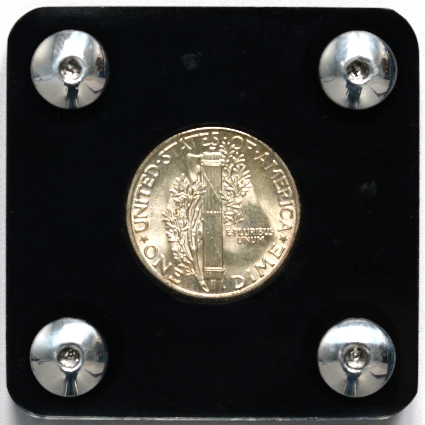 1945 P Mercury Dime With Custom Case