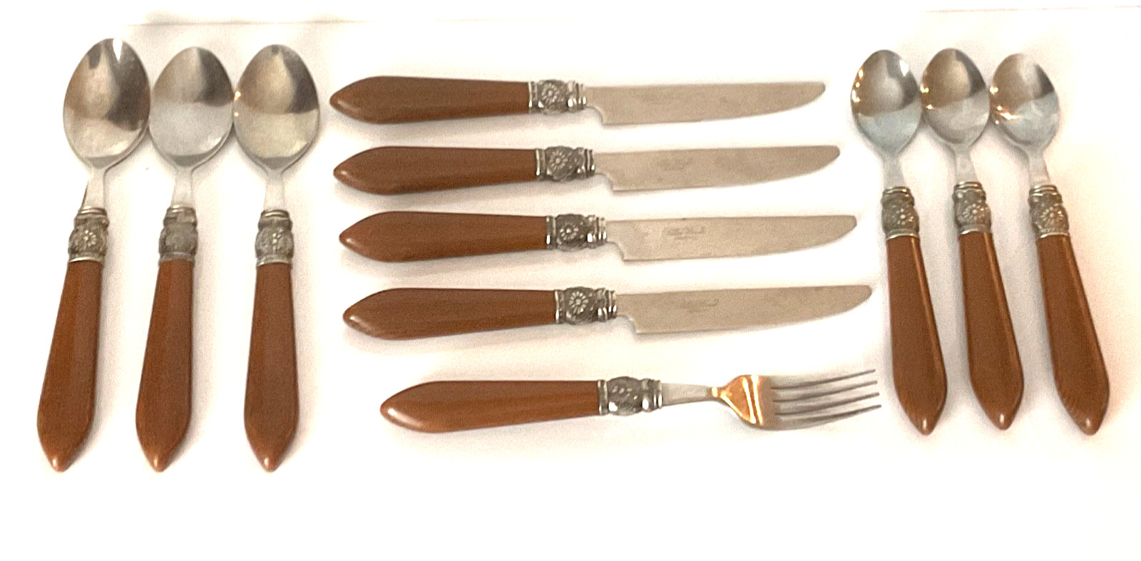 Cowgirl Lace 11 pc Pioneer  Women 11 Replacement Pieces Flatware  Brown Handle