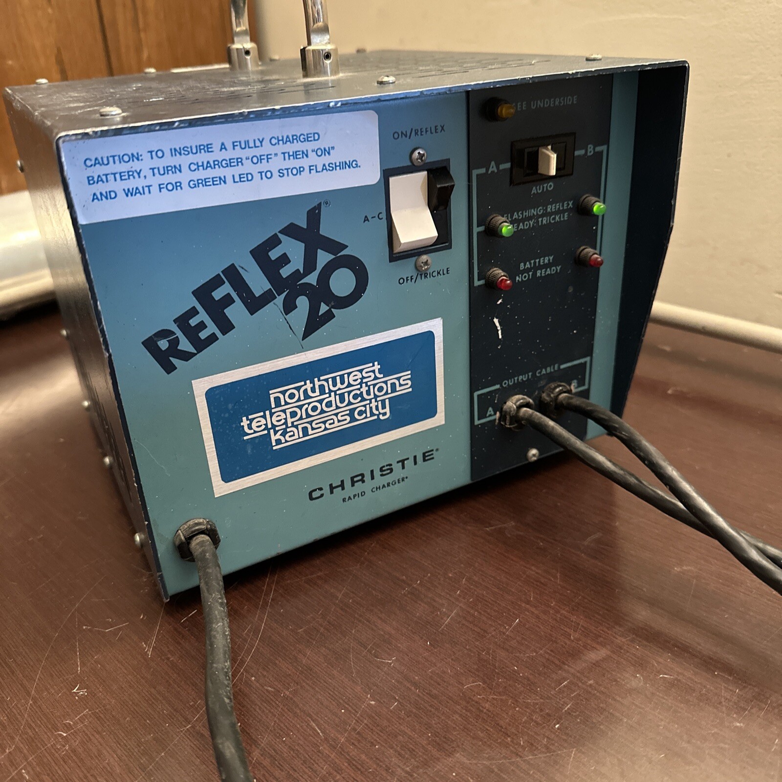 Christie reflex 20 charger