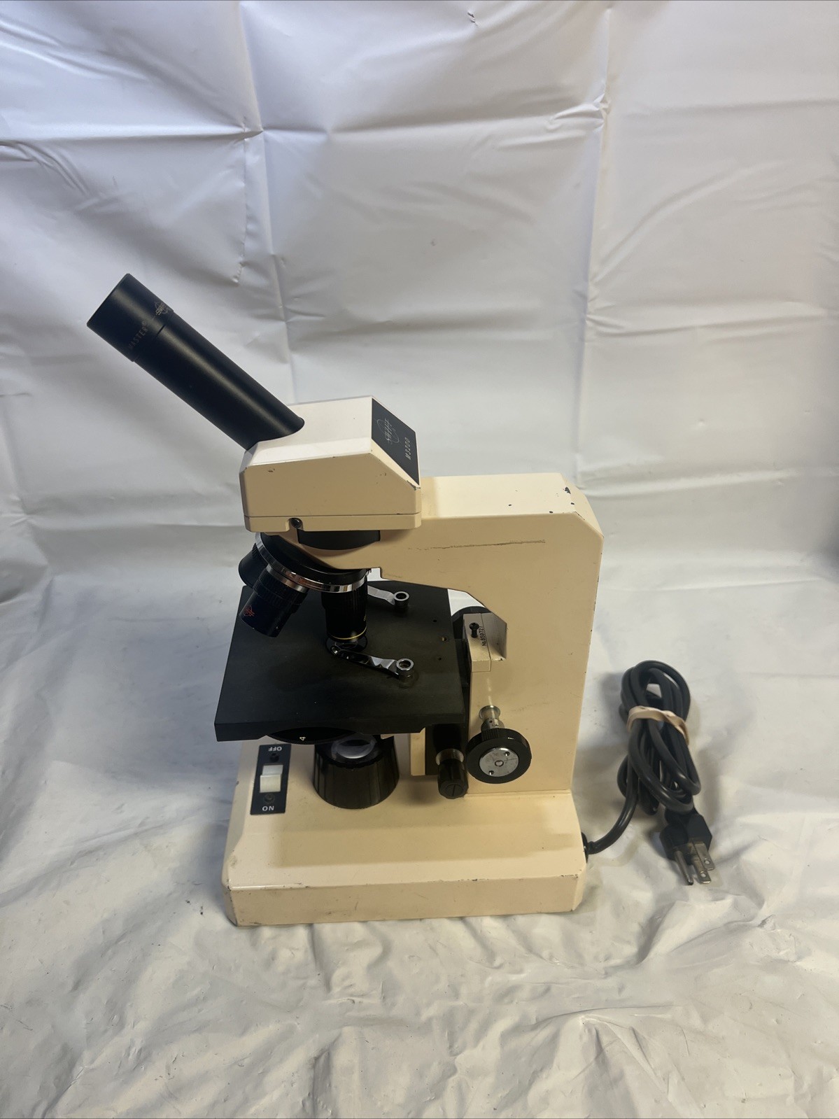 Vintage Swift M3200 Microscope