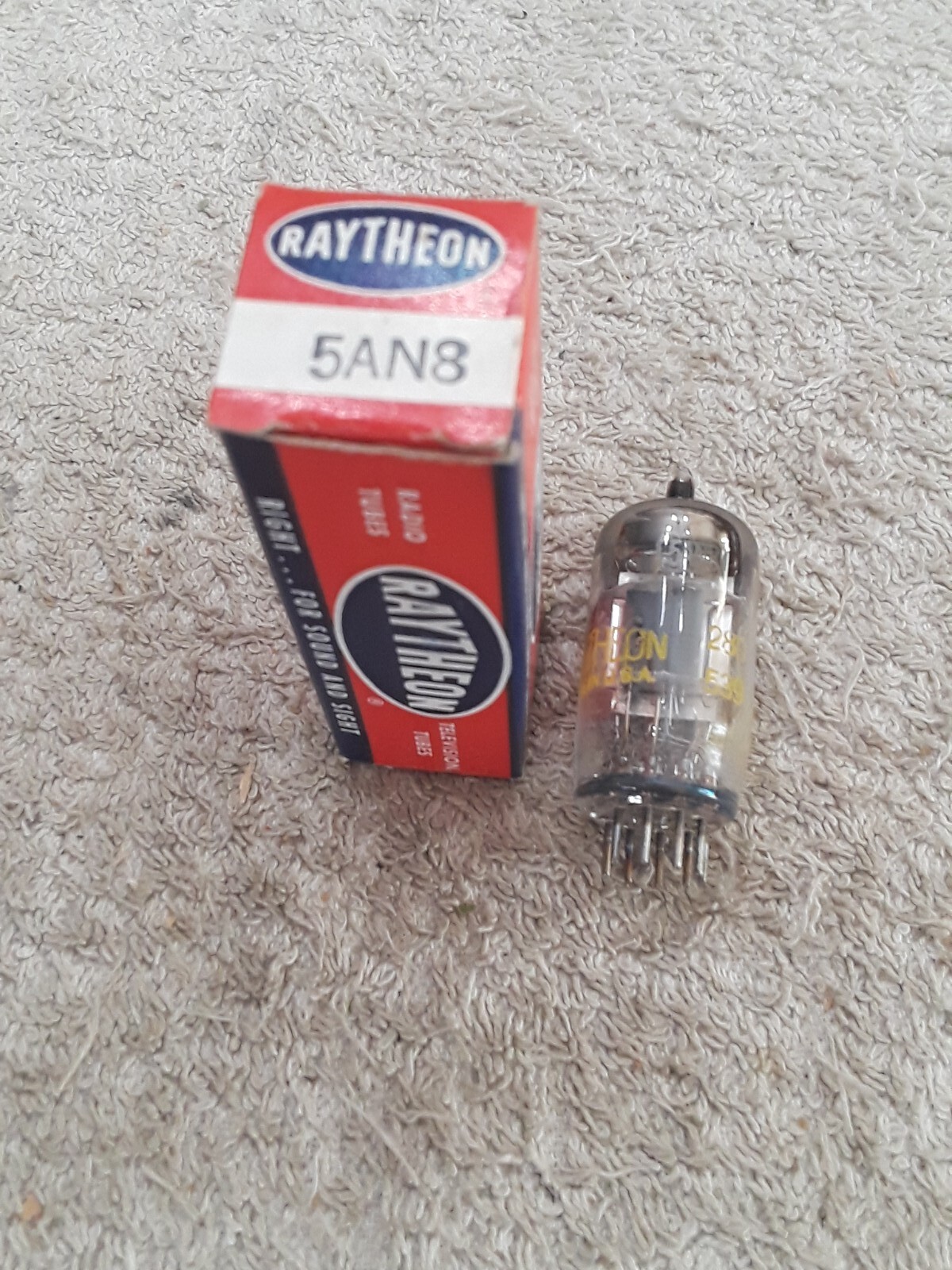 NOS Raytheon 5AN8 Vacuum tube