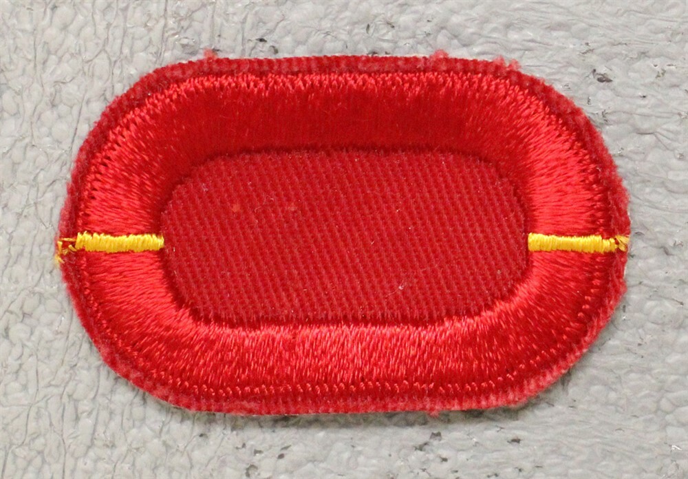 Army Airborne Oval Patch: 1/320th Field Artillery - cut edge, thin bar