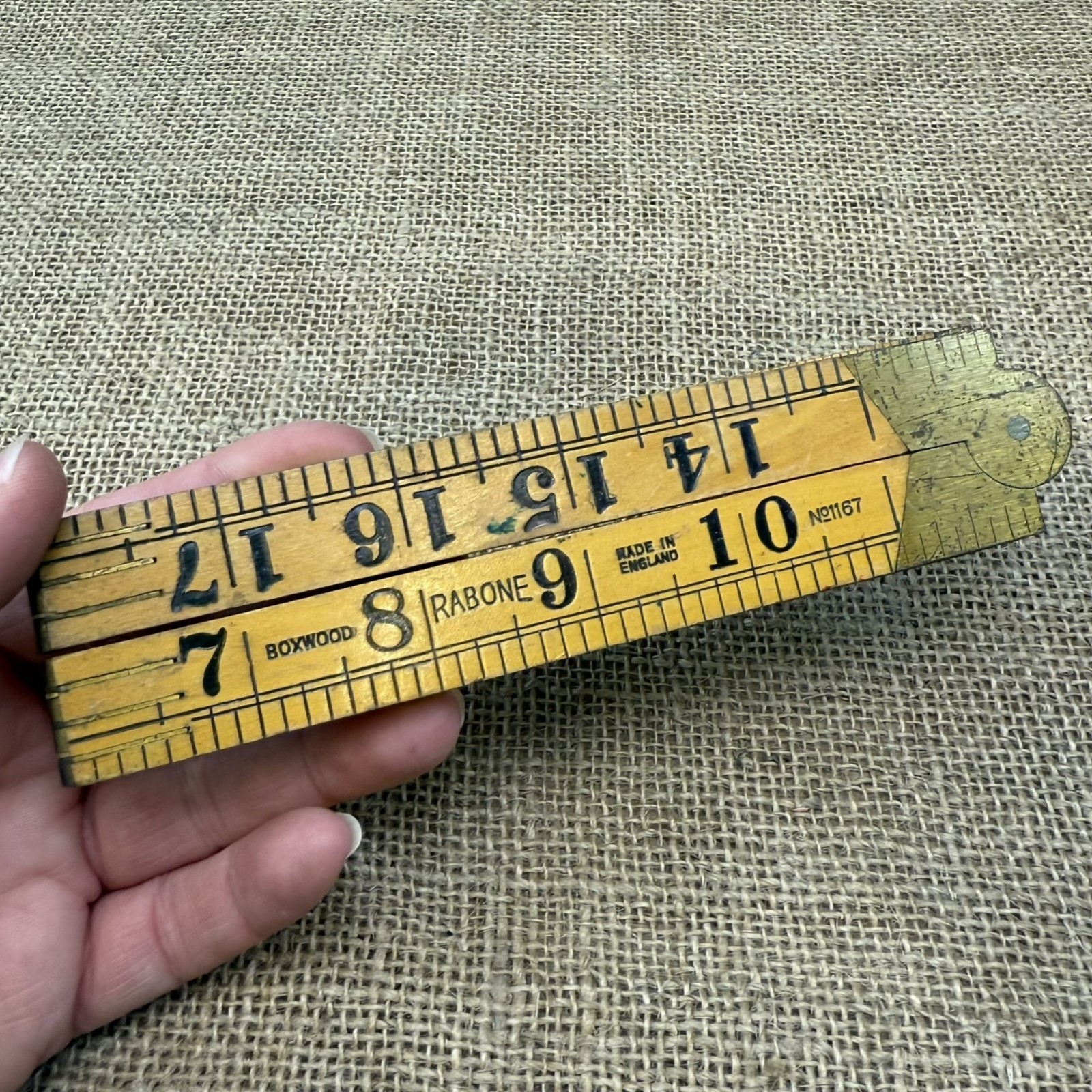 VINTAGE RABONE No.1167 23" FOLDABLE BOXWOOD & BRASS RULE RULER