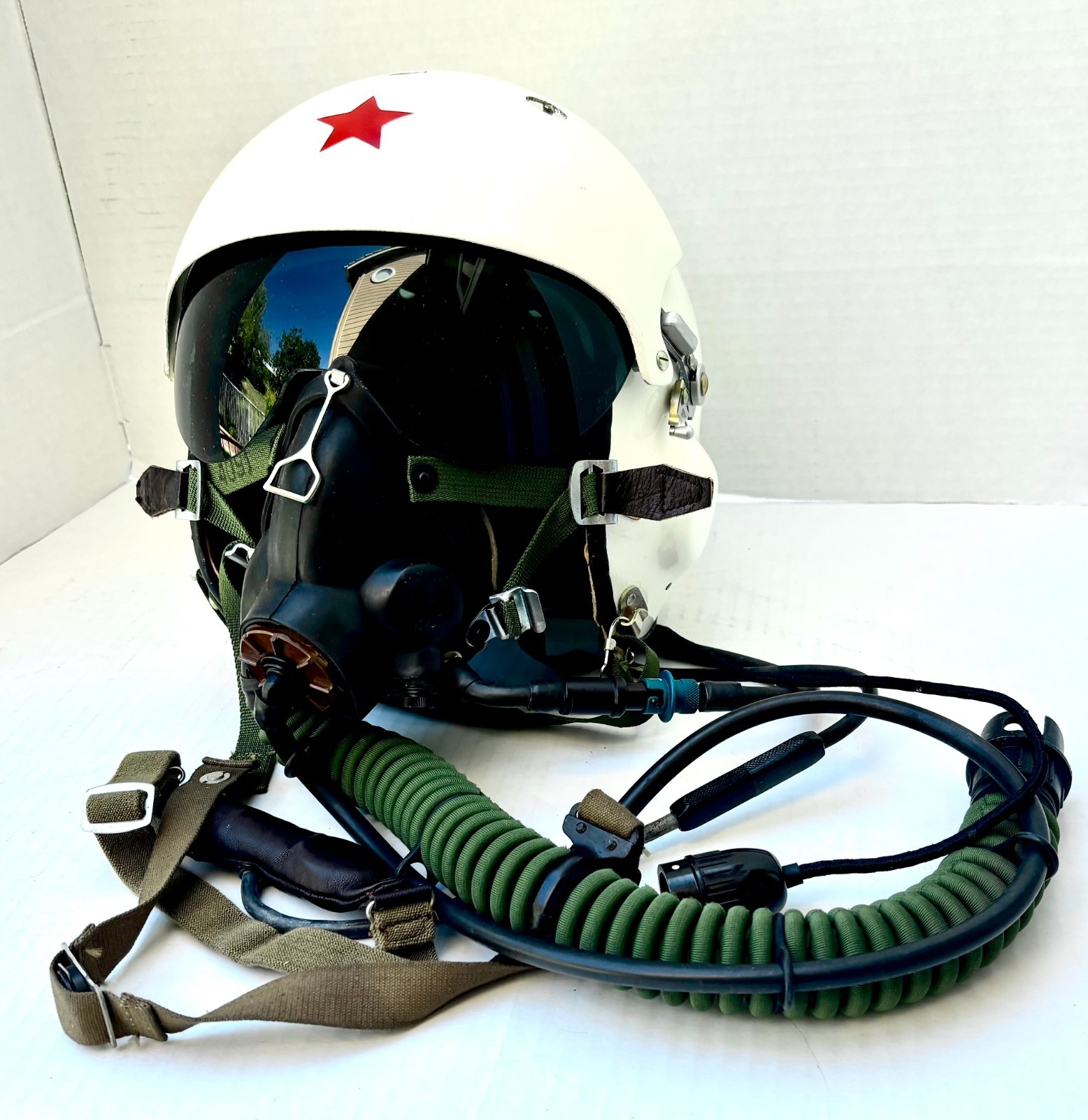 Rare Chinese 1970s fighter pilot helmet TK-2A with oxygen mask