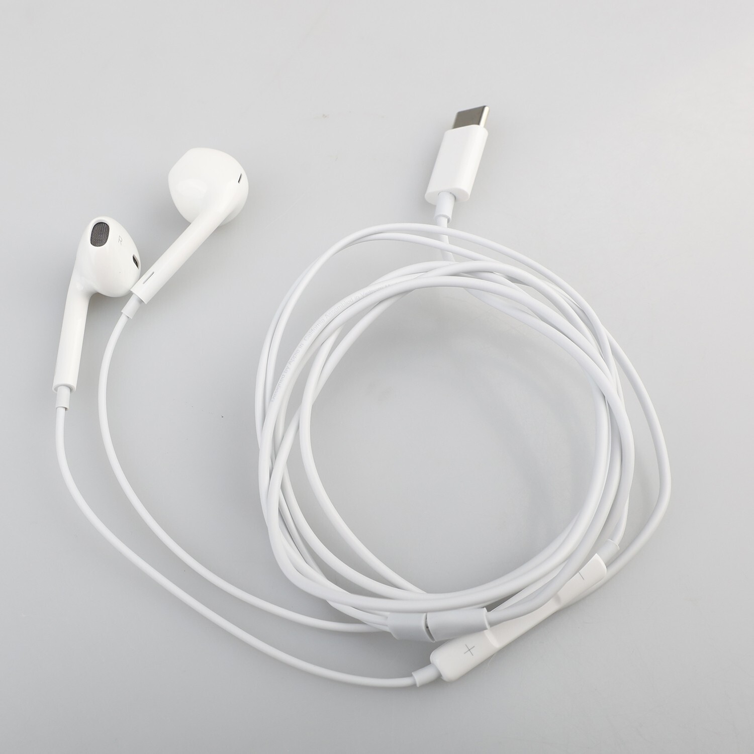 Original Apple EarPods Headphones USB-C Plug Wired Headset For iPhone 17 Pro Max