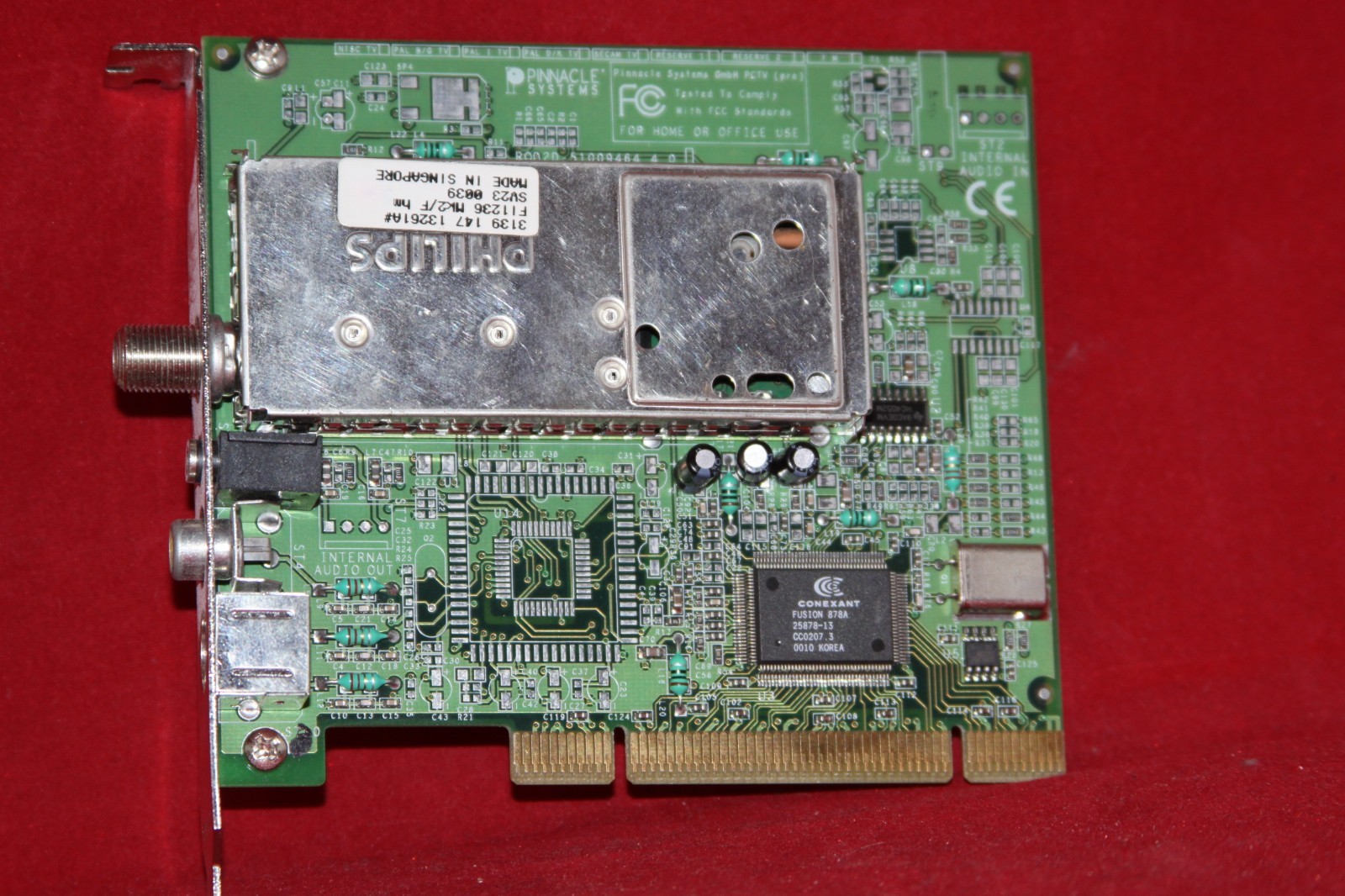 PCI TV Tuner Card, Pinnacle Systems. SV23 0039 (ROB2D-51009464-4.0)
