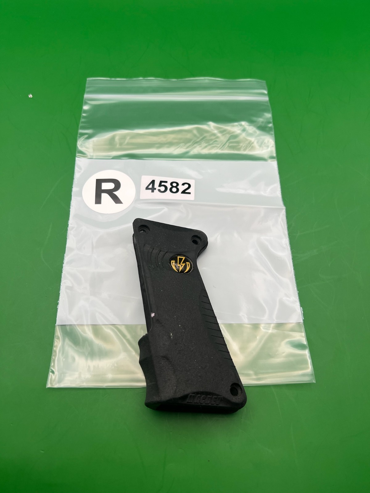 Macdev Grips