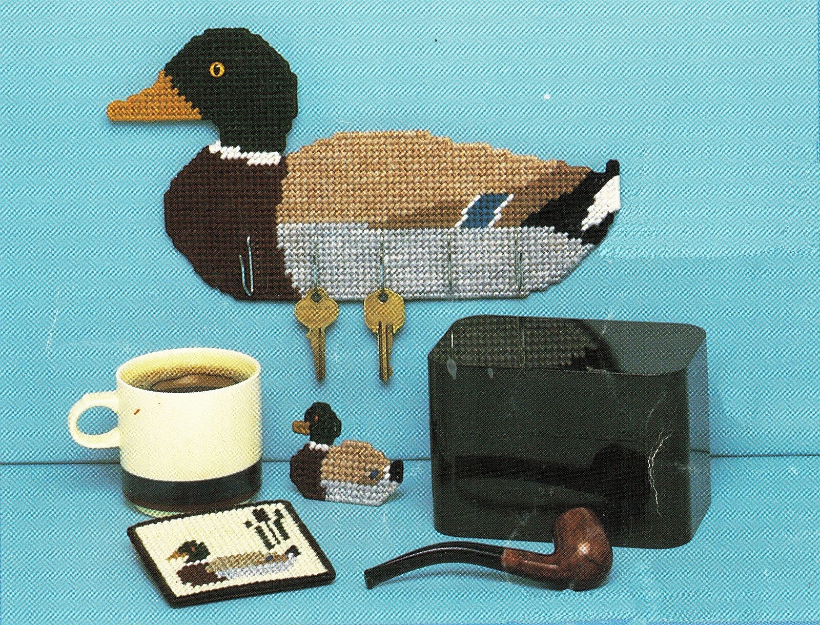 Plastic Canvas Mallard Duck Place Mat Tissue Cover Framed Piece Sign Patterns