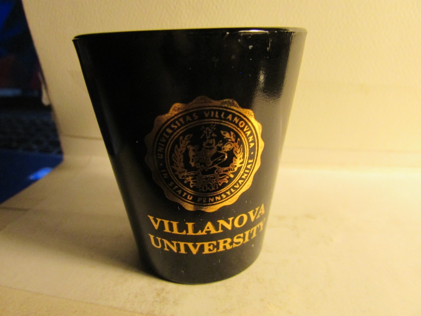Vintage- VILLANOVA UNIVERSITY - Standard Shotglass -gold logo on black-new