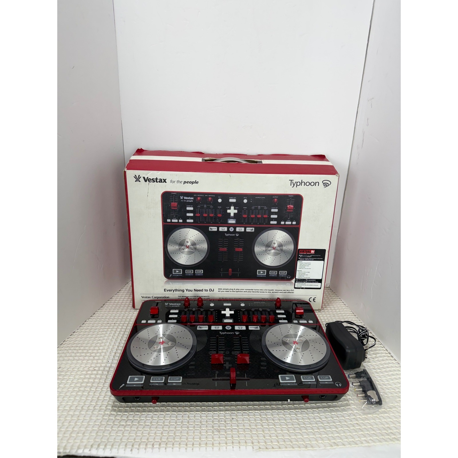 Vestax Typhoon DJ MIDI Controller Virtual DJ Black Red Silver VDJ-0001 Boxed EUC