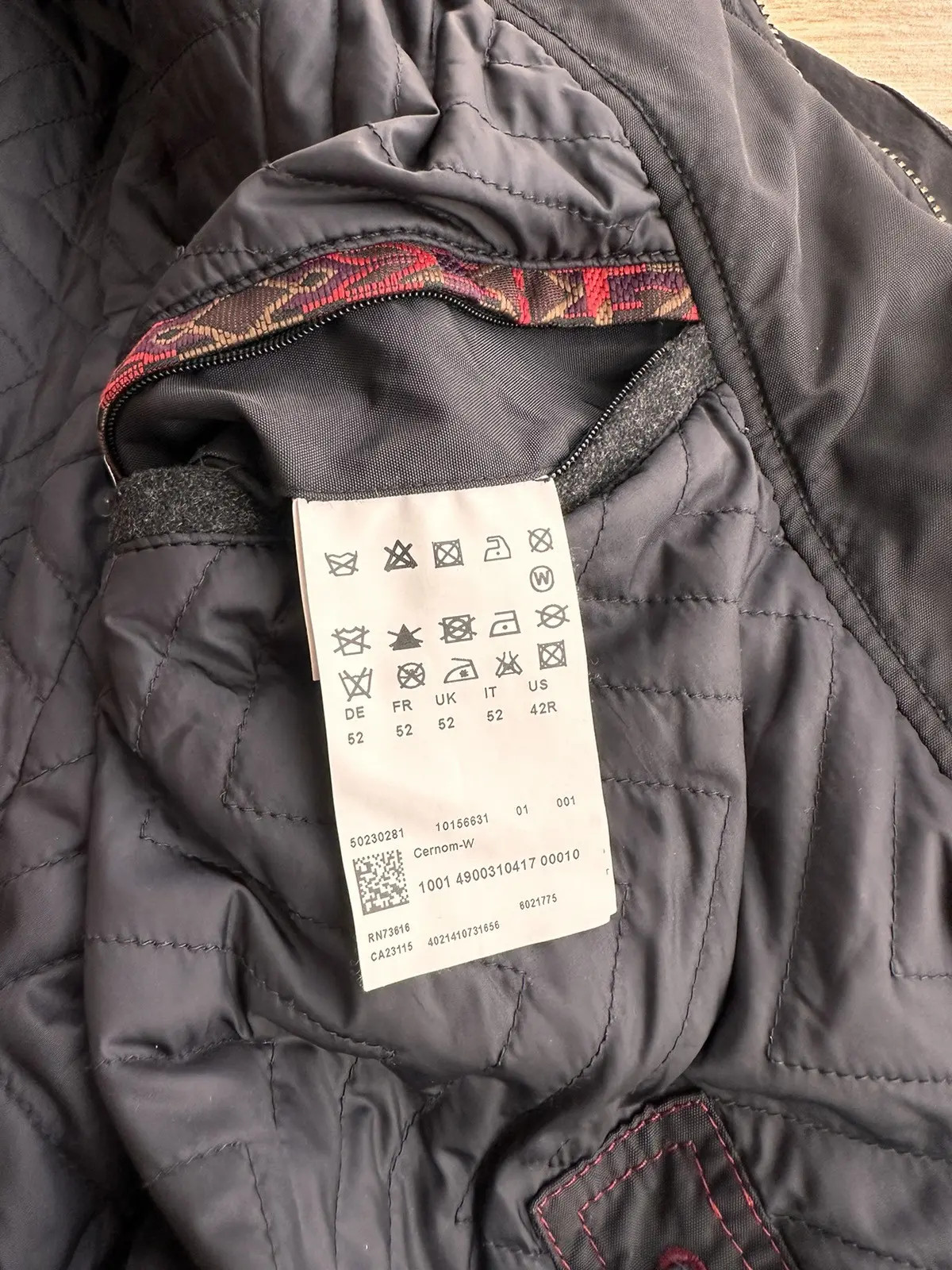 VTG Hugo Boss Multipocket Nylon Luxury Jacket