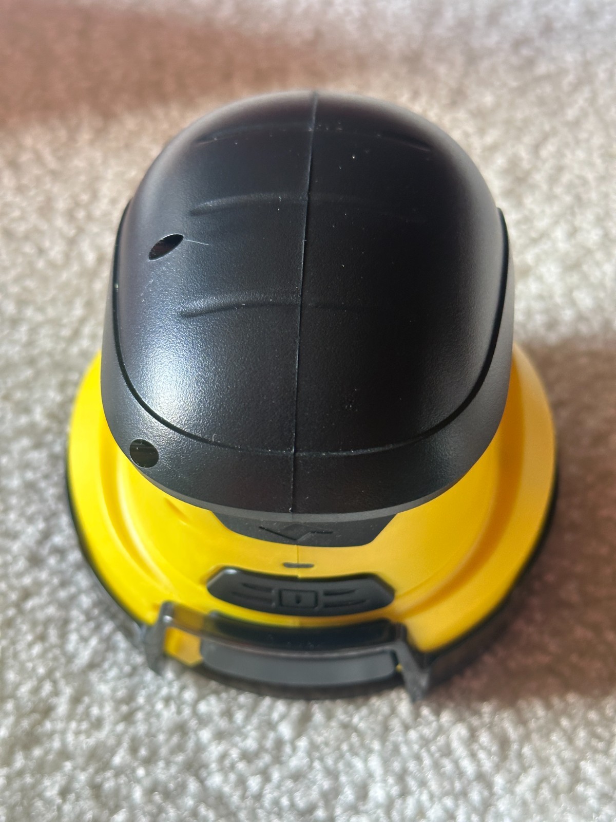 Electric Snow Scraper For Windows and Windshields / Rechargeable
