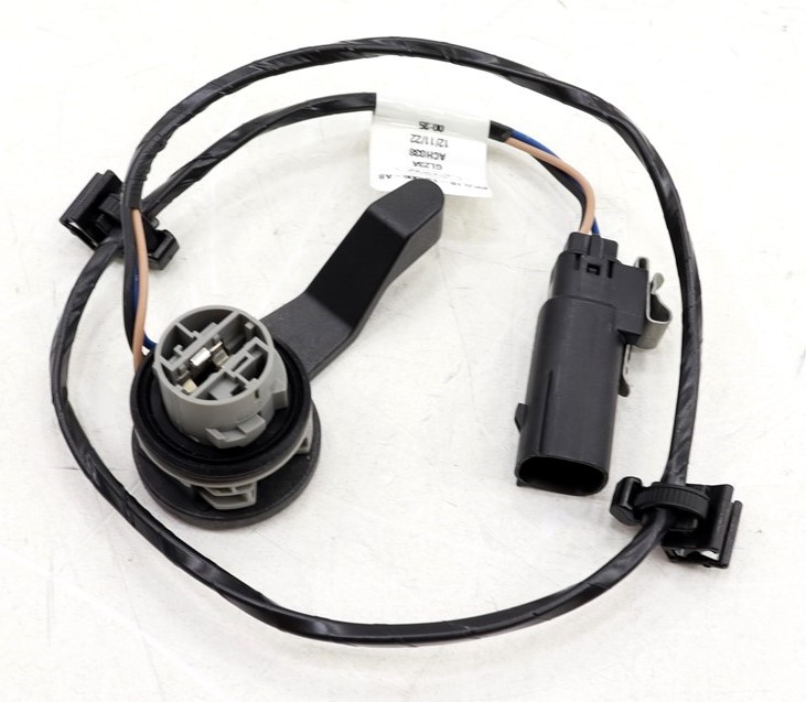 NEW OEM Ford Halogen Headlight Bulb Socket & Wire JL1Z-13A006-A Expedition 18-21