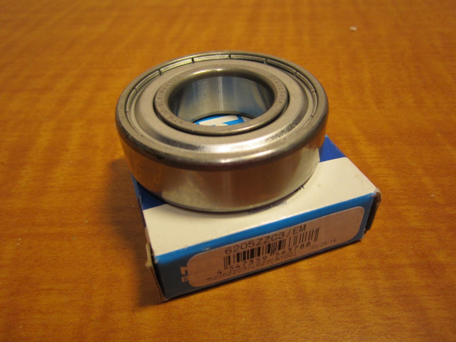 NTN (6205ZZC3/L627) Shielded 25mm 3,150 lb Pressed Steel Radial Ball Bearing NEW