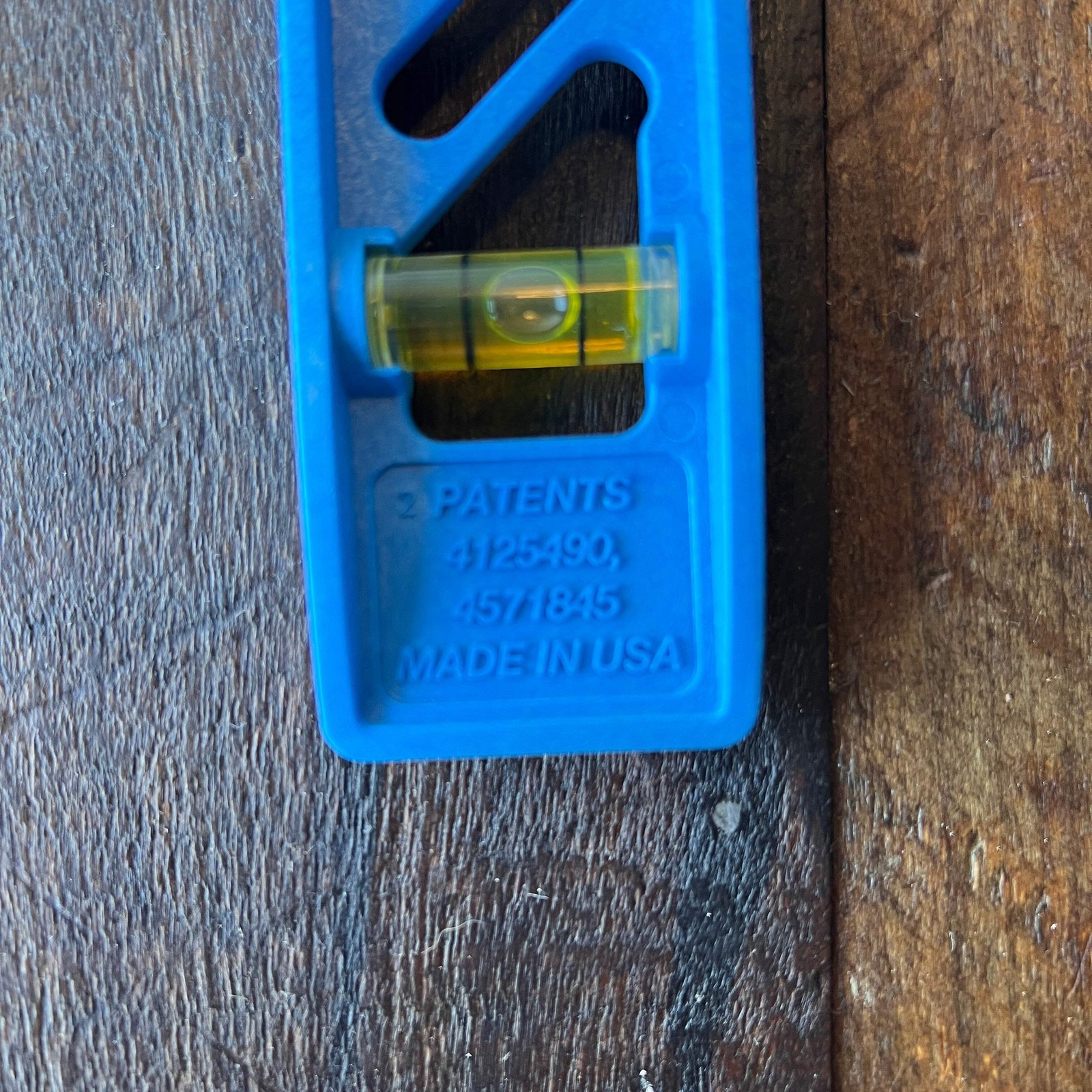 Empire Level 4004 9 inch Torpedo Level (USA)
