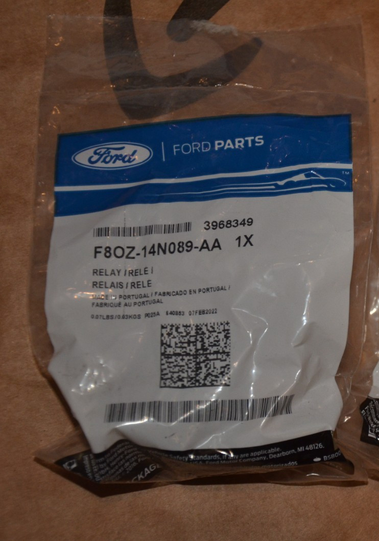 NEW OEM Ford Accessory Power Relay F8OZ-14N089-AA New Stock OEM Sealed H1 L10