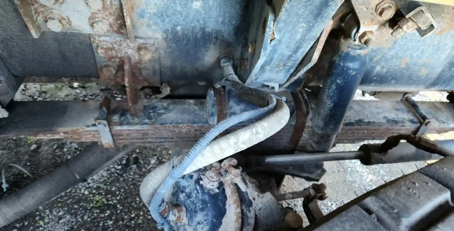 (Used) 2001 Volvo ACL Autocar, FRONT LEAF SPRINGS Front Leaf & Springs  P-62388