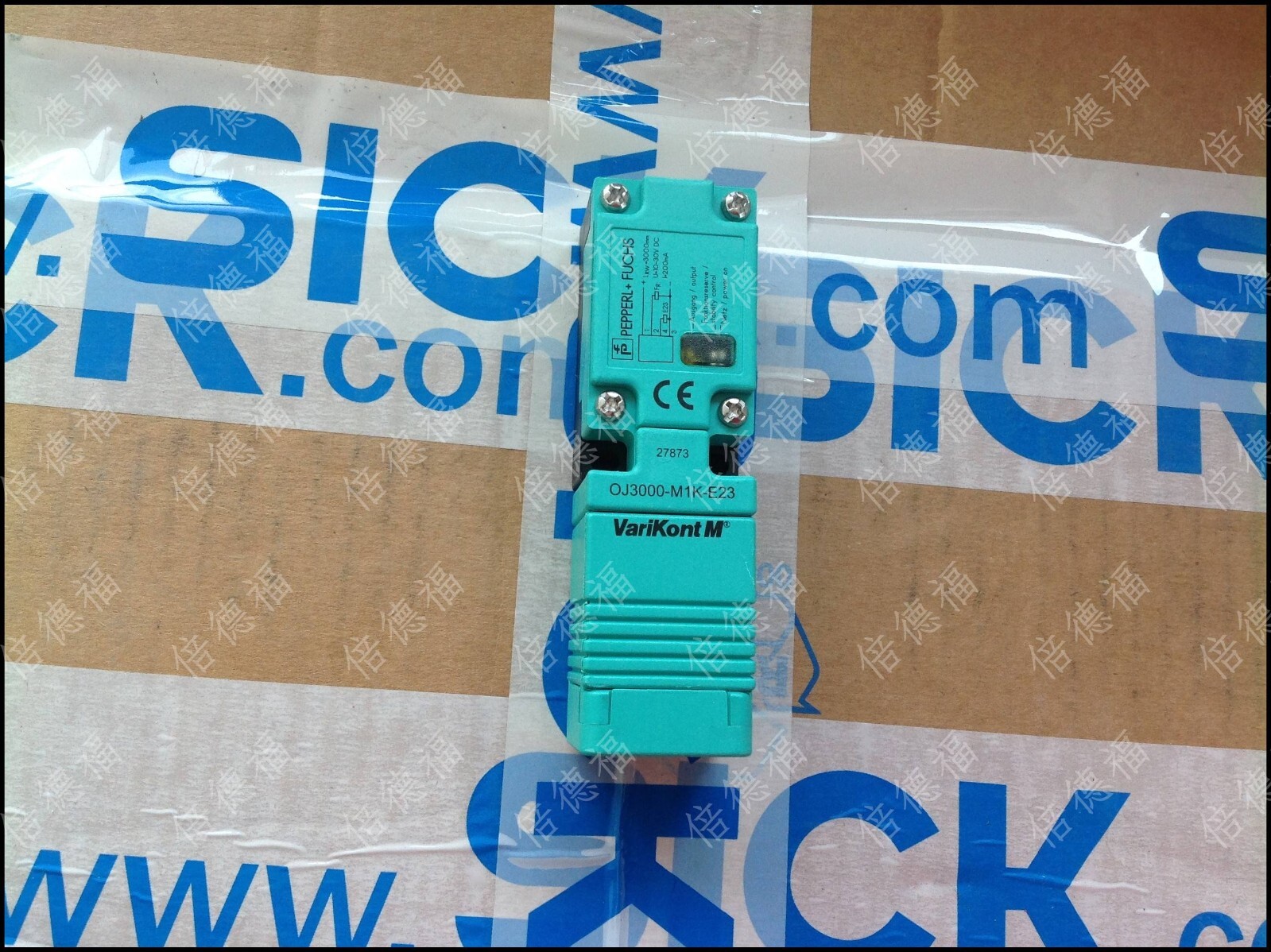1 PC NEW-OPEN-BOX Photoelectric Sensor OJ3000-M1K-E23#B3368 CL