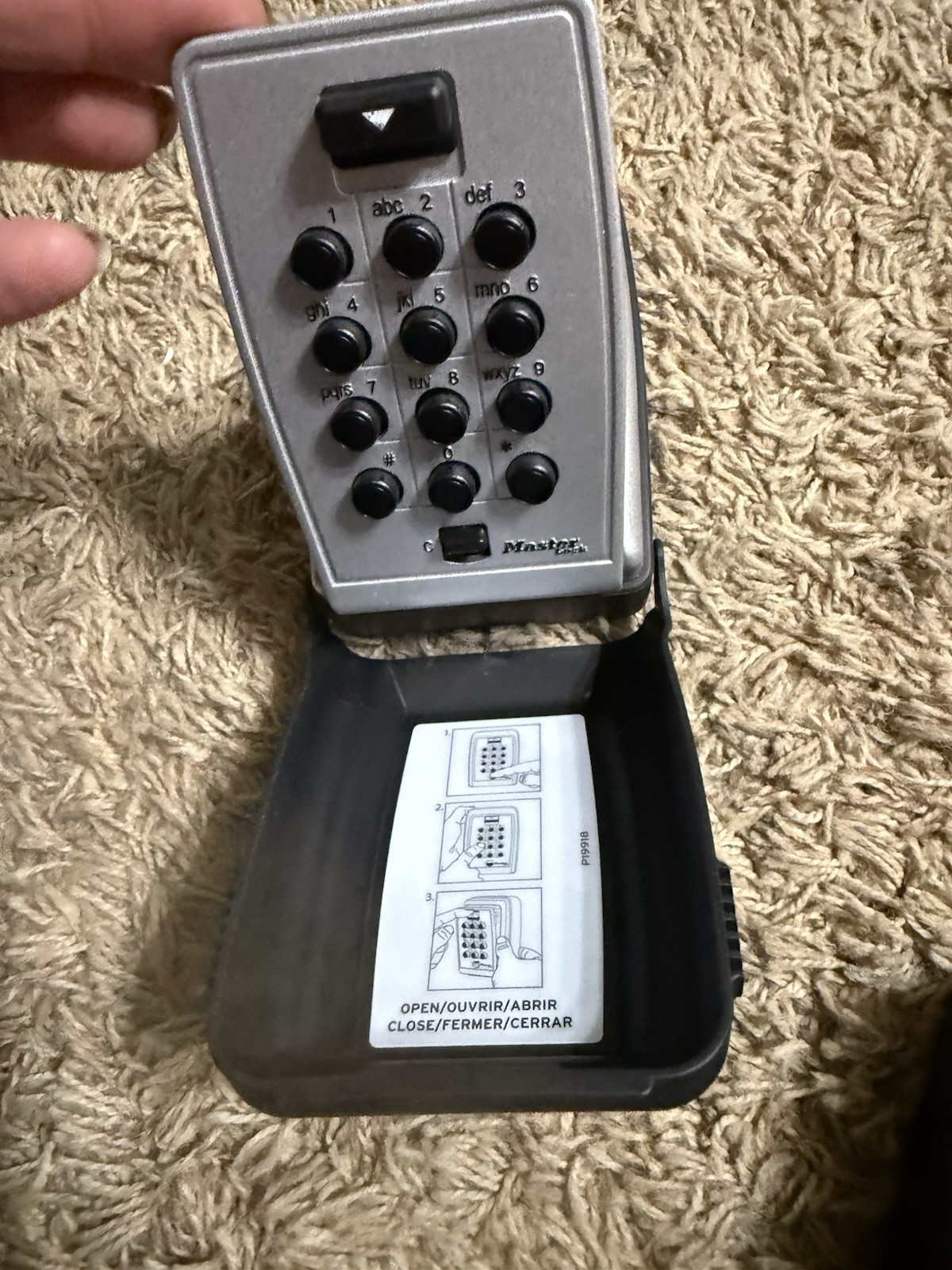 Master Lock Combination Lockbox