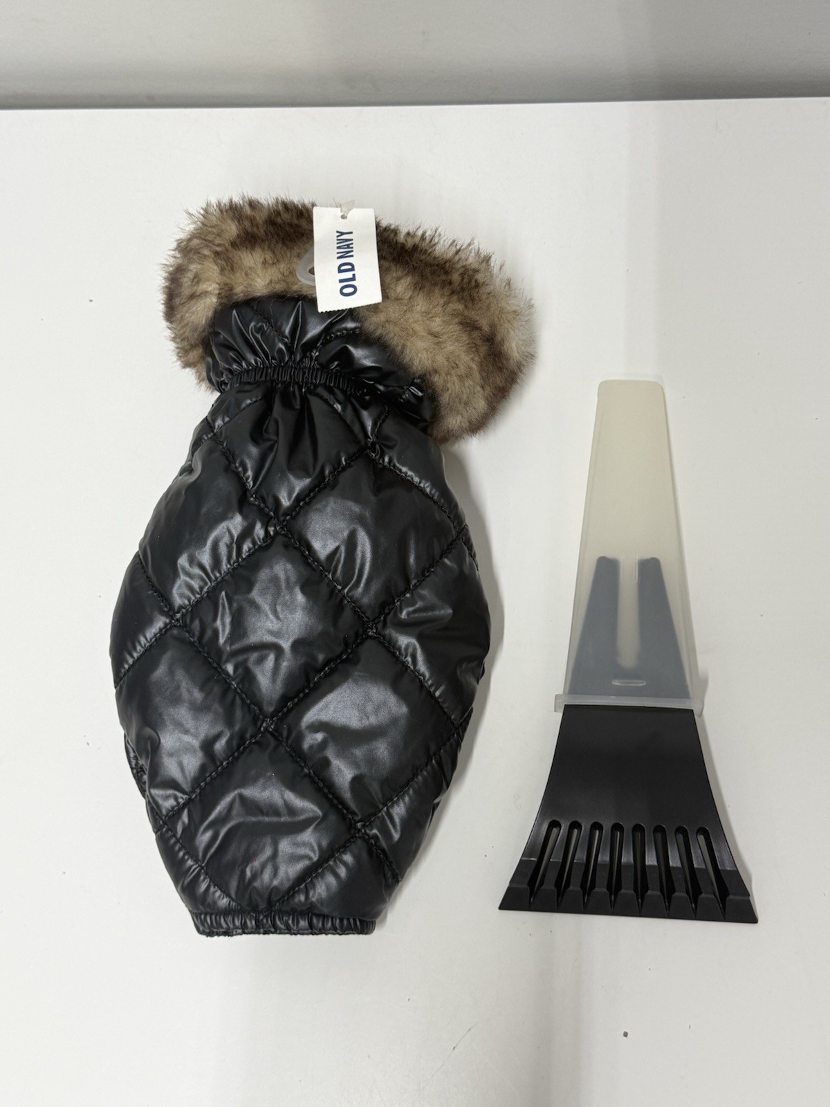 NWT Old Navy Ice Snow Scraper Mitt Glove Black Quilted with Faux Fur