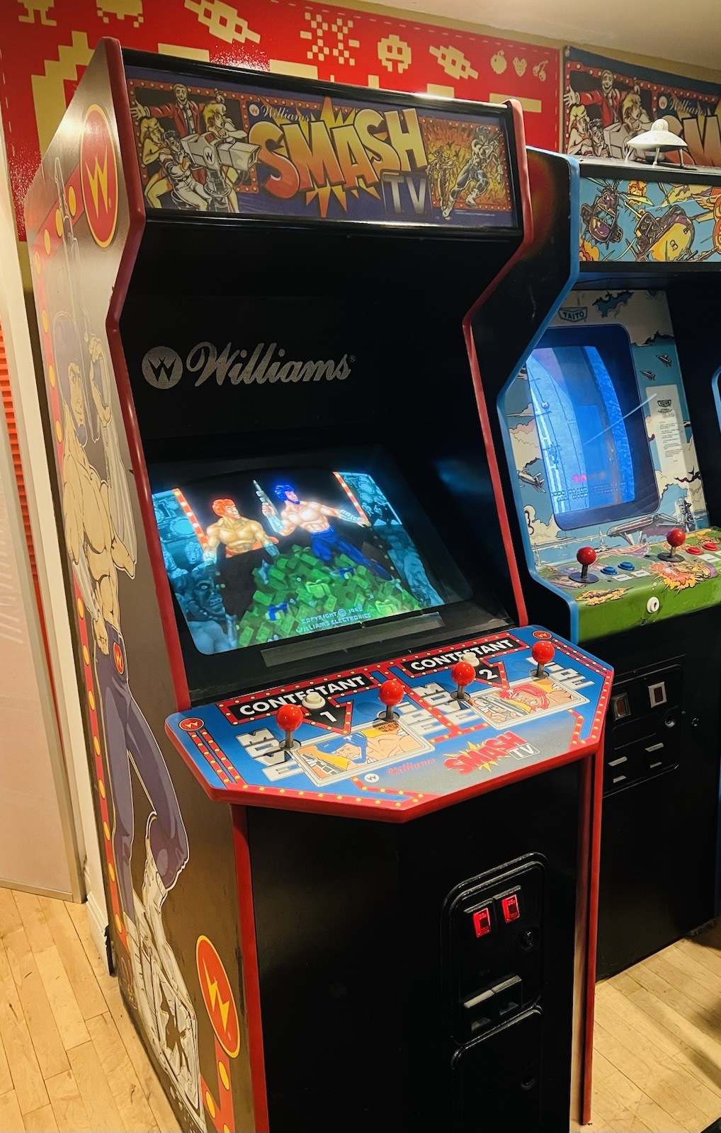 SMASH TV ARCADE MACHINE