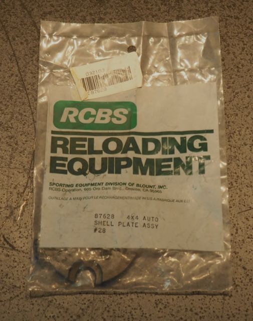 RCBS 4X4 Auto Shell Plate Assembly #28-(87628)-FacNOS-In gray/blue/green package