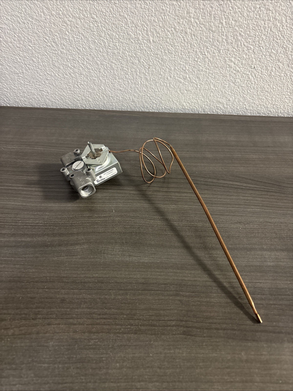 GST40240000 Robertshaw Gas Oven Thermostat for Vulcan Hobart  1705D