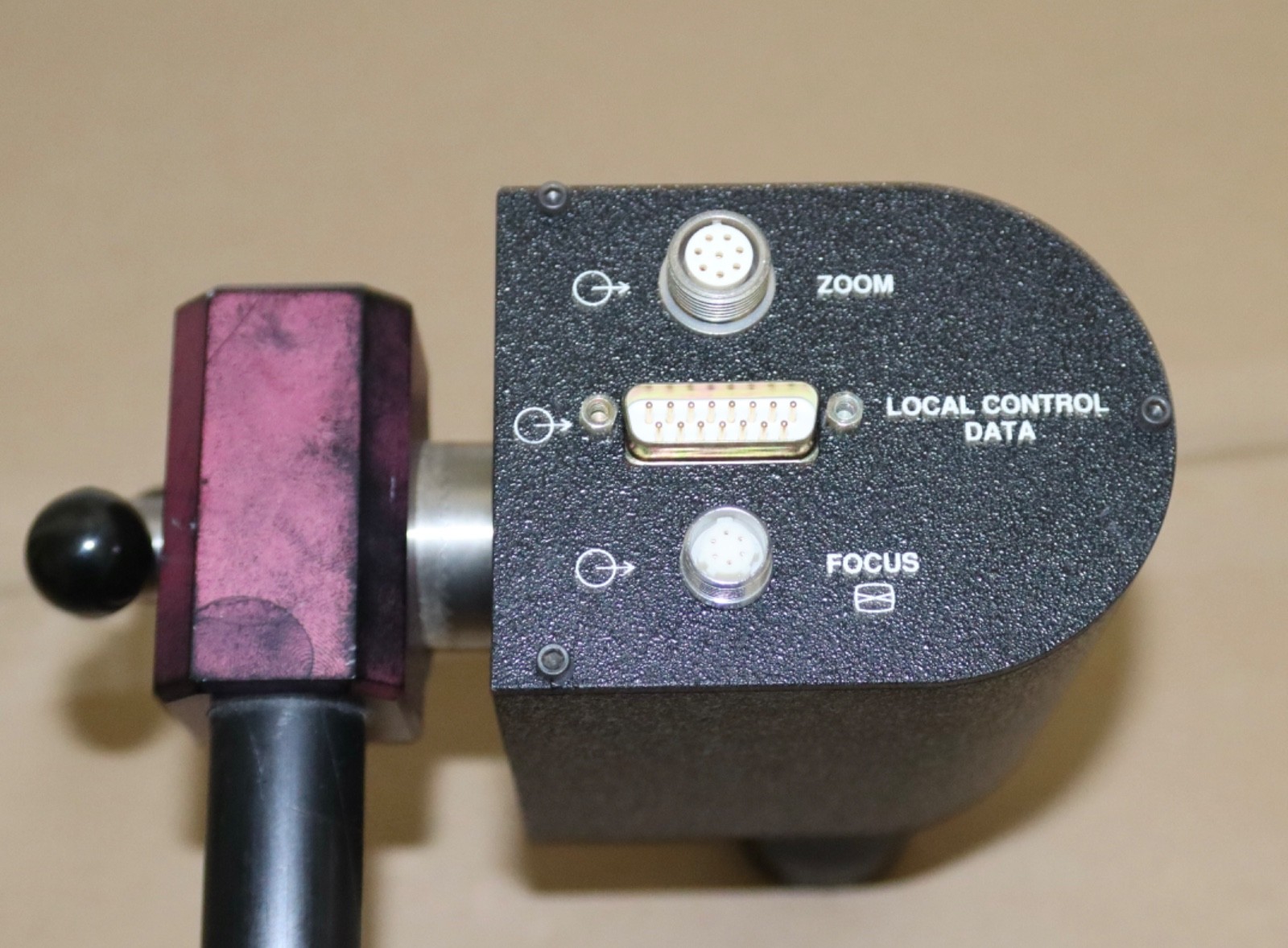 Vinten MC-2000 Robotic Controller Motorized Rotate Head.with handle, Data wire