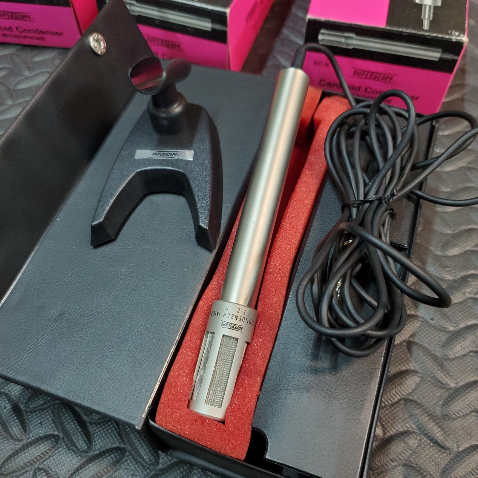 SuperScope Cardioid Condenser Microphone EC-5