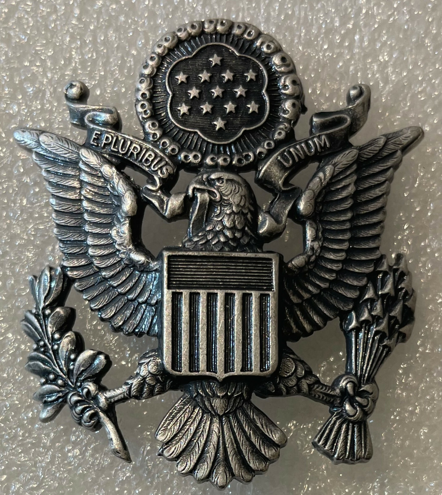 USAF 1981 Commissioned Officers Beret Cap Badge Insignia Female Lot of 50 New