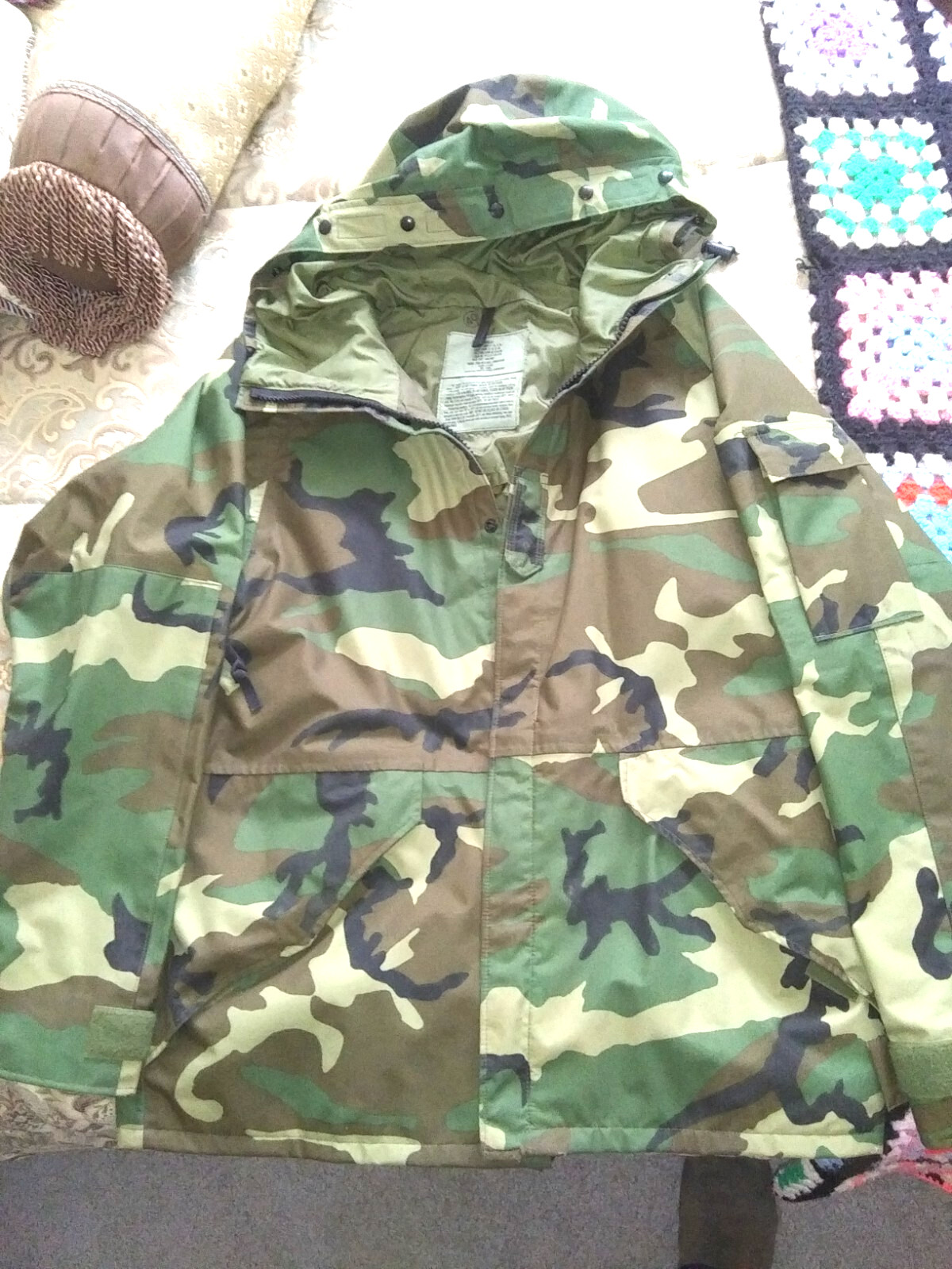 US Army  Woodland Camo Parka size 40
