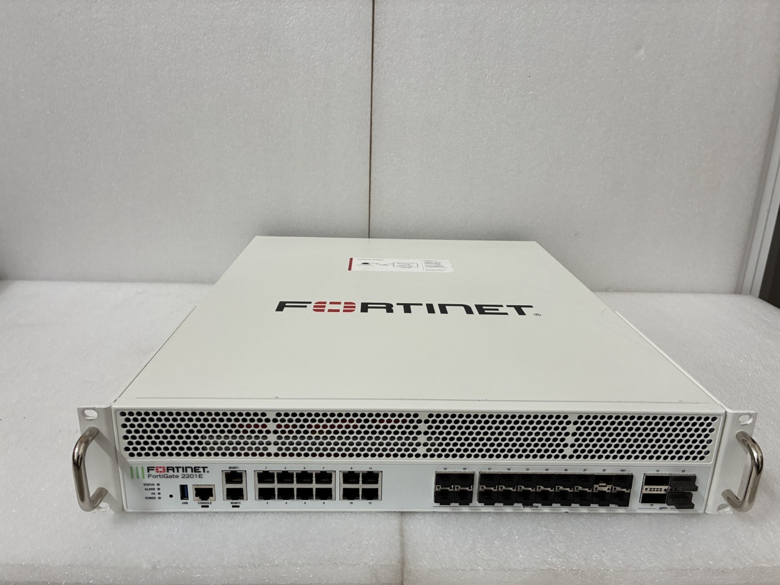 Fortinet FortiGate 2201E FG-2201E High Performance Edge Firewall UNREGISTERED
