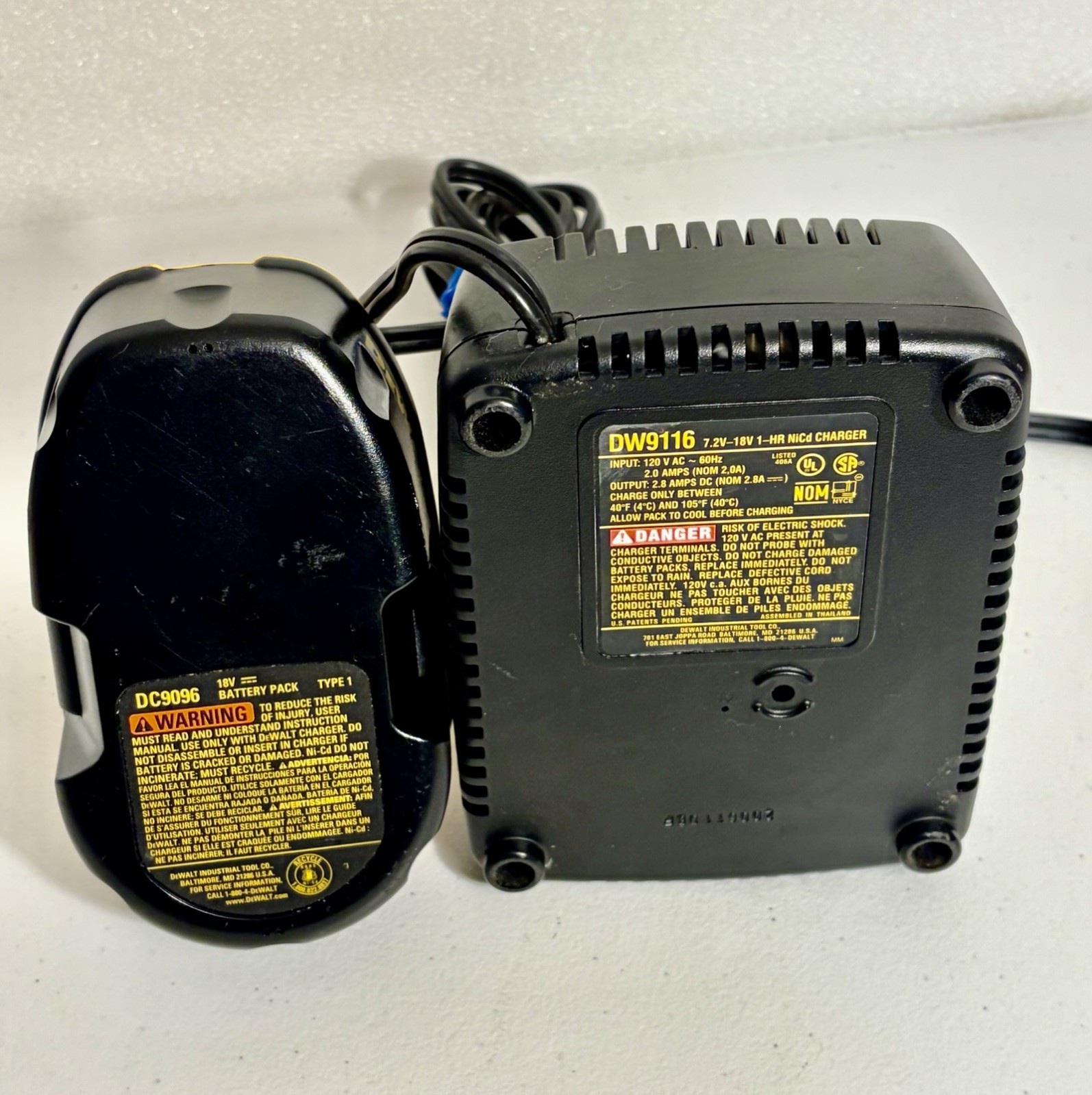 USED DeWalt DC759 Bundle - DRILL, BATTERY, and CHARGER with CASE