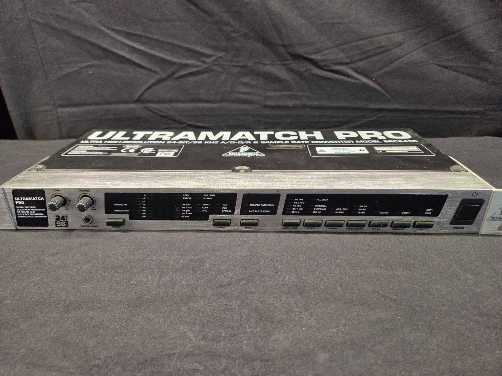 Behringer SRC2496 ULTRAMATCH PRO 24-Bit / 96KHZ A/D-D/A Sample Rate Converter