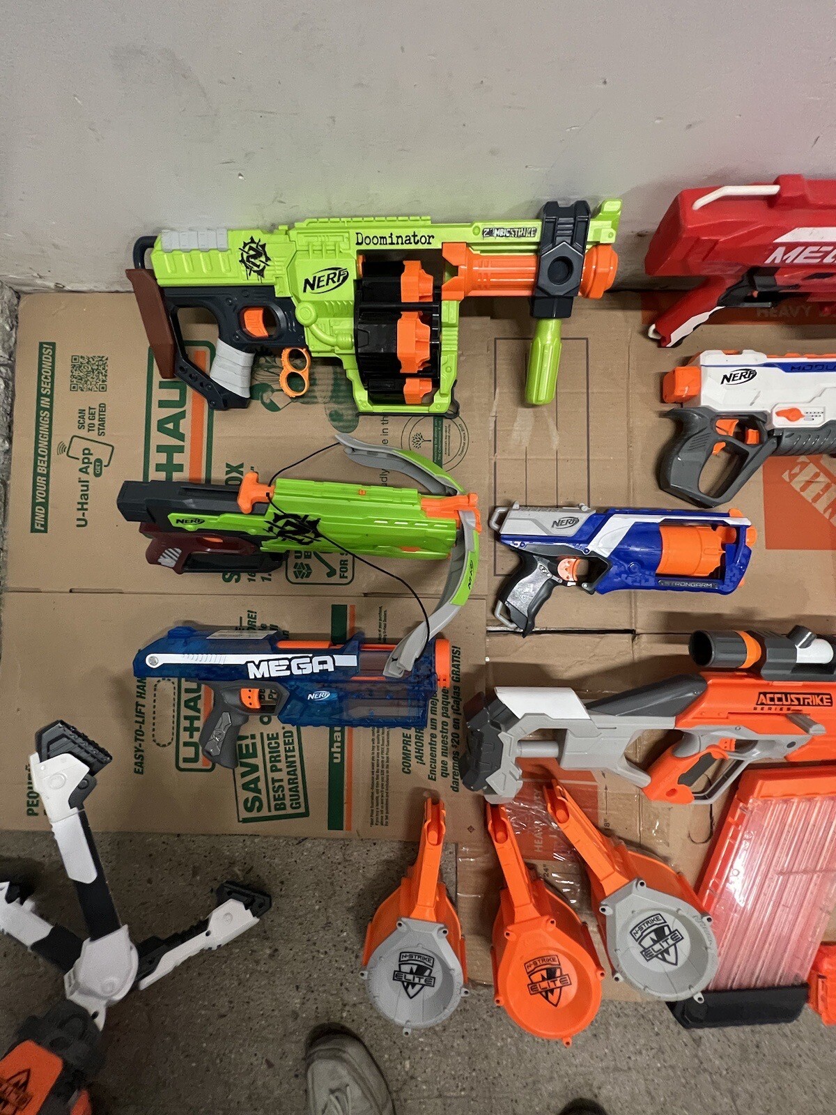 Huge Lot of Nerf Guns