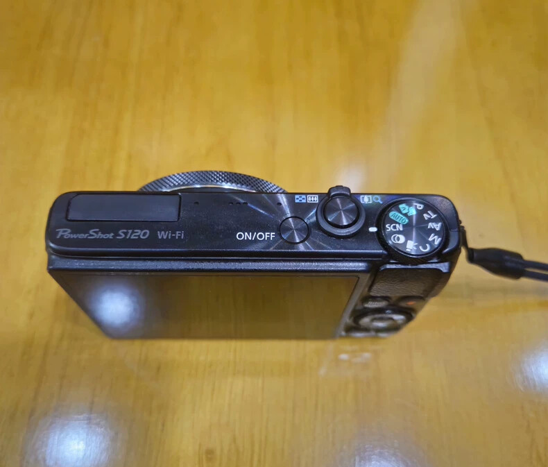 Canon PowerShot S120 5x Optical Zoom Compact Digital Camera