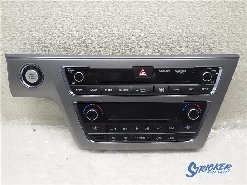 Hyundai Sonata 2015 Info/GPS/TV Screen 94510C15104X 6484