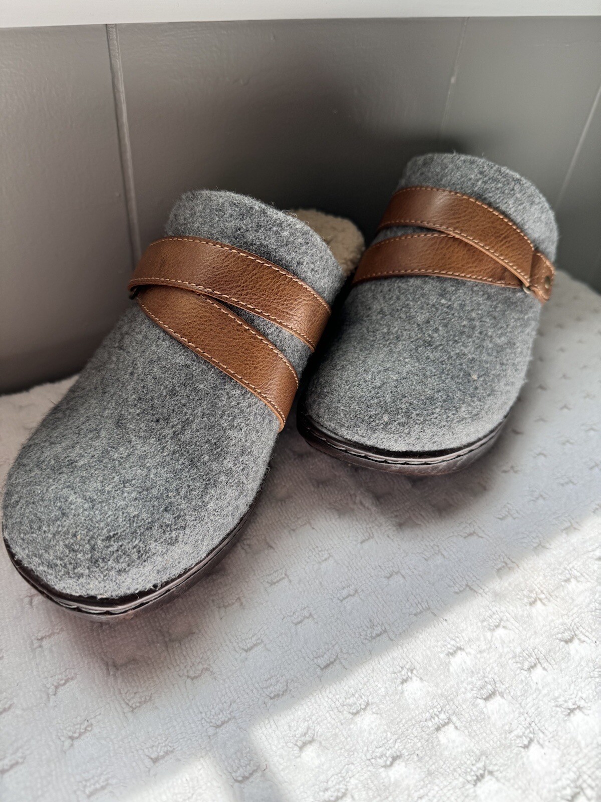 B.O.C. Wool Clogs