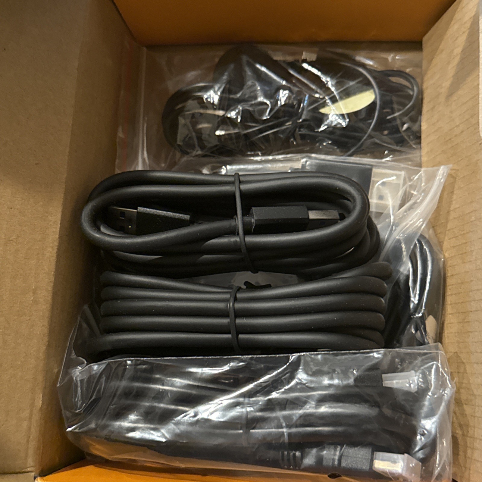 USB 3.0 Dual Monitor KVM Switch With Remote And Cables Hdmi 2x2 Kceve 2 Pc