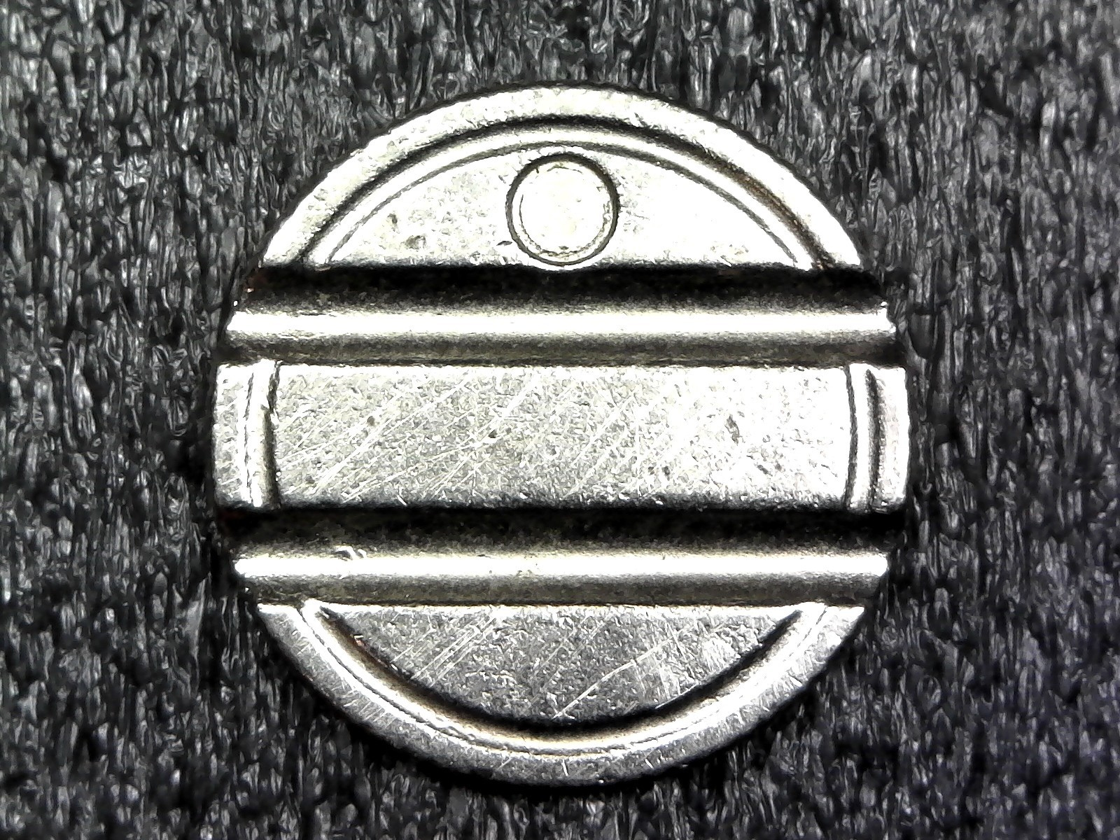 Slotted Grooved Service, Arcade, Machine Token 24mm (FT153)