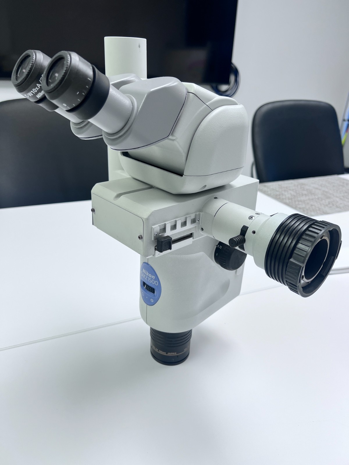 Nikon SMZ1500 Microscope