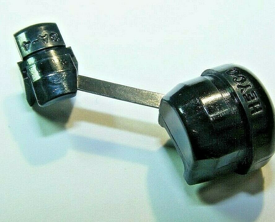 QTY25 HEYCO 1074 STRAIN RELIEF SR-3A-4  BLK  7/16" FLAT CABLE 18/2 AWG LAMP CORD