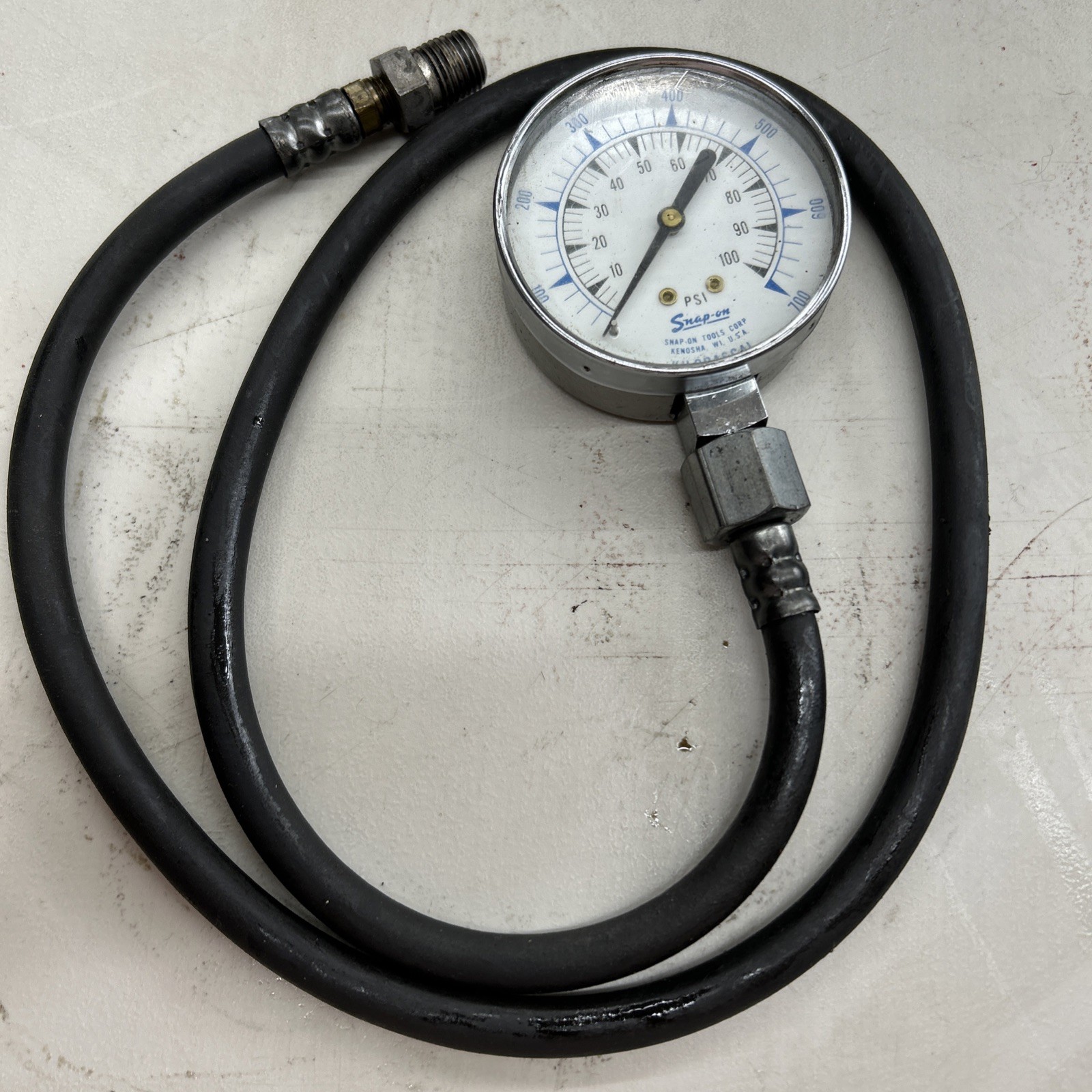 Snap-On Vintage Compression Test Kit w/ Storage
