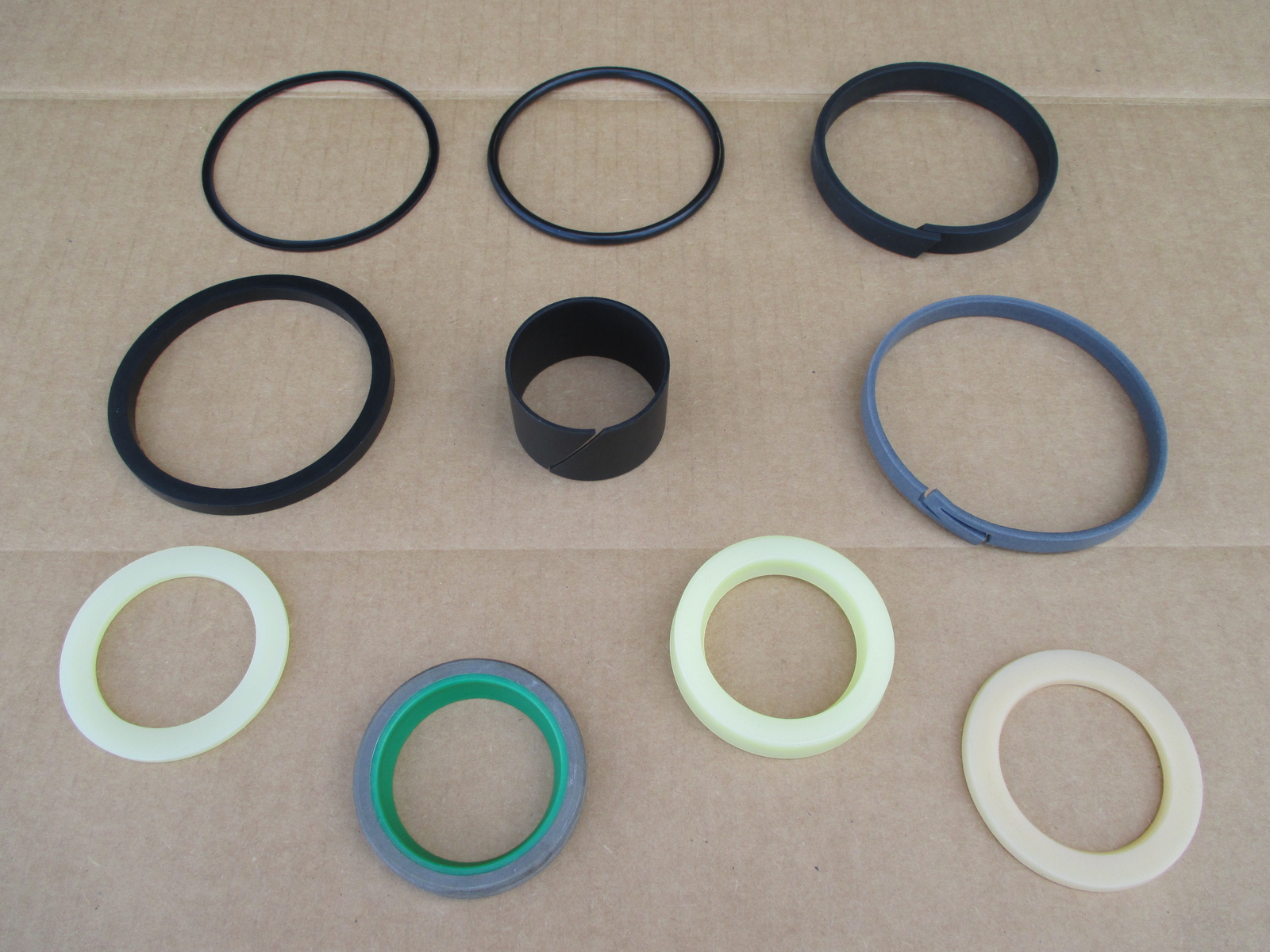 HYDRAULIC CYLINDER SEAL KIT FOR CASE 95XT SKID STEER INDUSTRIAL 1840 1845C 550E