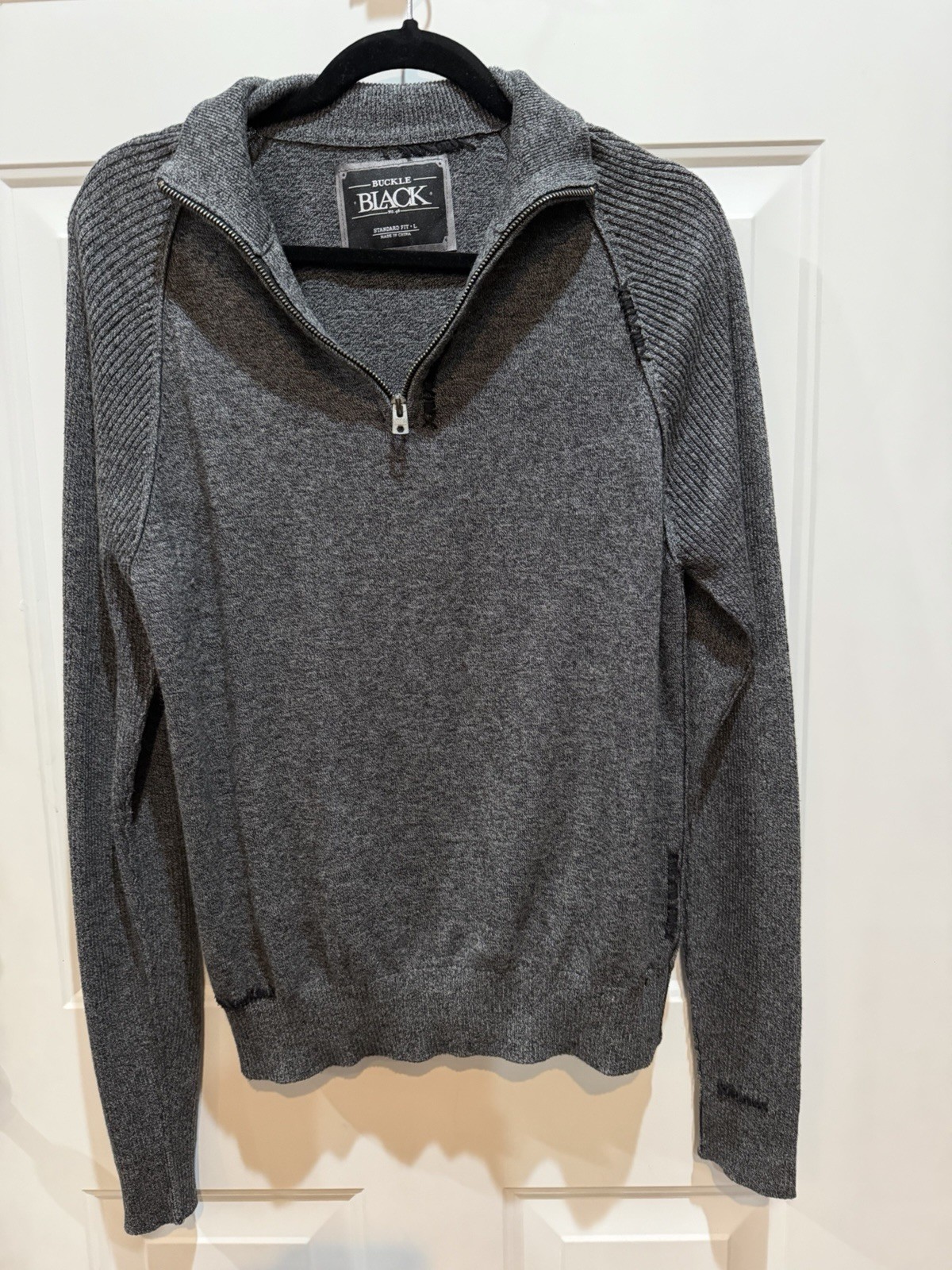 Buckle Black Sweater Men’s Large Dark Gray Quarter Zip Stretch Ribbed