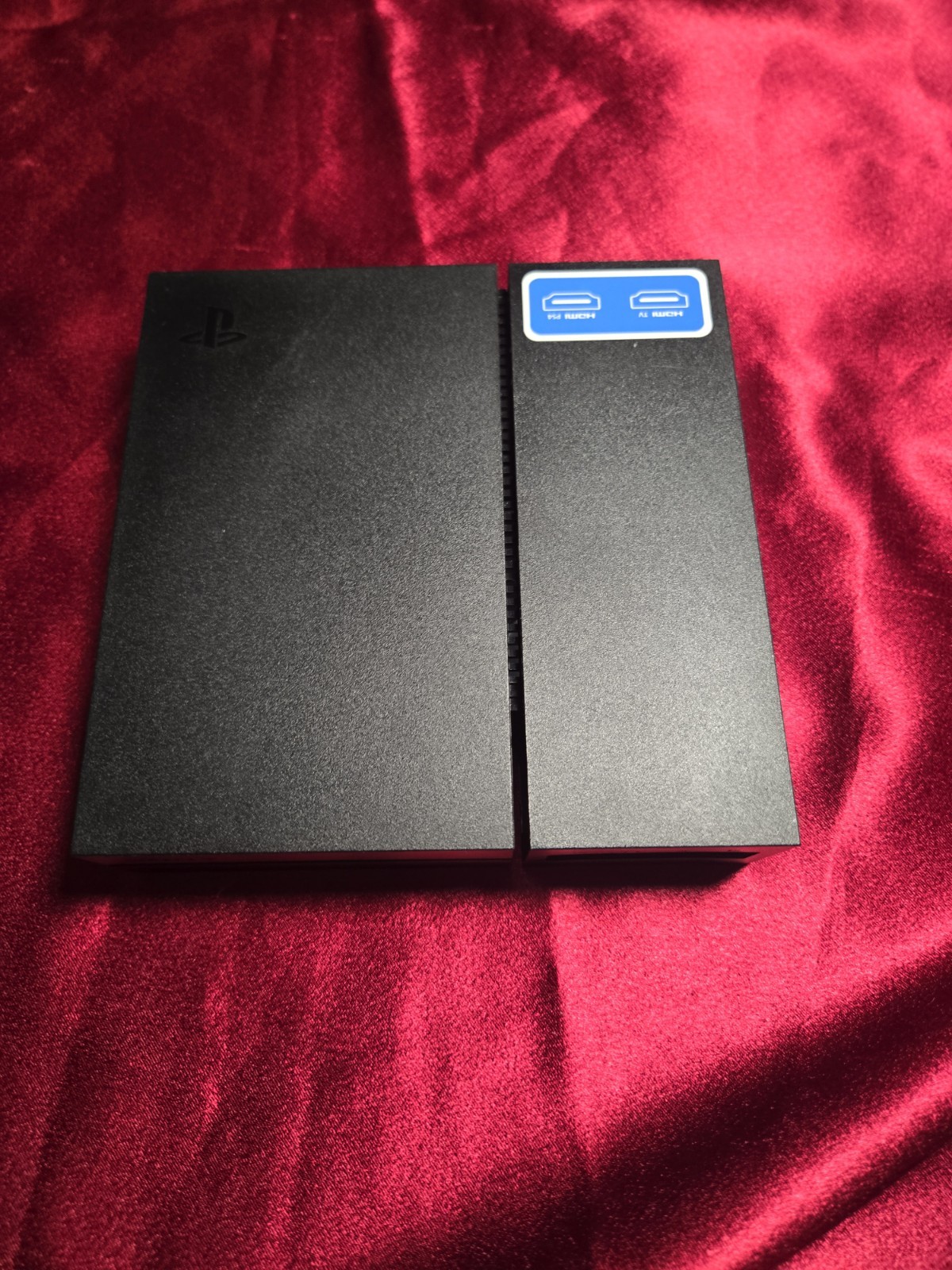 Sony PlayStation VR Headset Bundle – PS4, Processor Unit, 2 Move Controllers